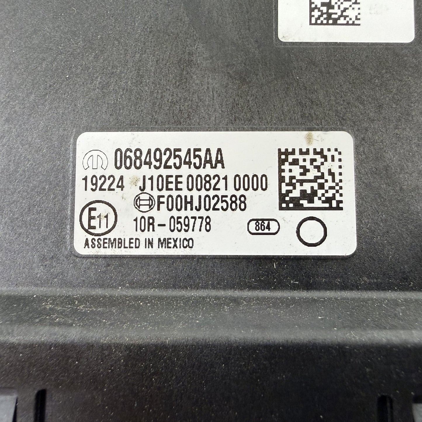 2018-2024 Dodge Durango Network Gateway Control Module 068492545AA OEM