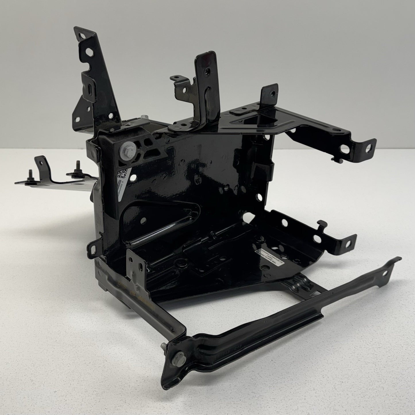 24-25 Silverado Sierra 2500 3500 Driver Left Battery Tray Mount Bracket OEM