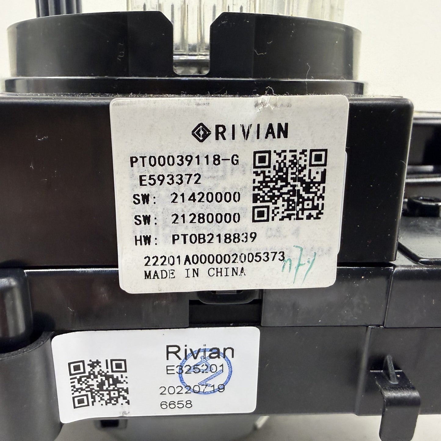2022-2024 Rivian R1S Steering Column Stalk Combination Switch Clockspring OEM