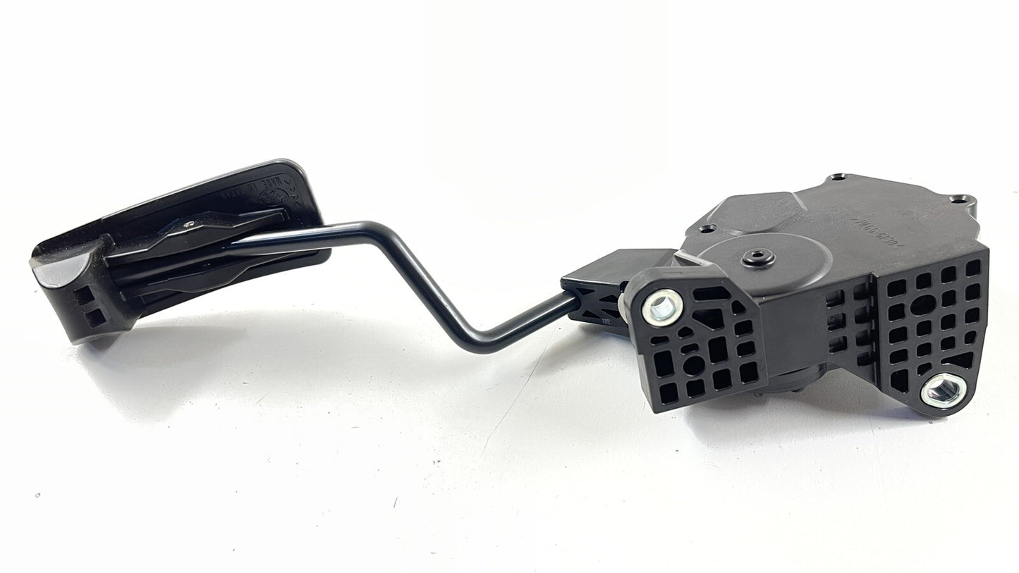 22-23 TOYOTA GR86 GAS PEDAL THROTTLE ACCELERATOR SENSOR 36010CA101 OEM