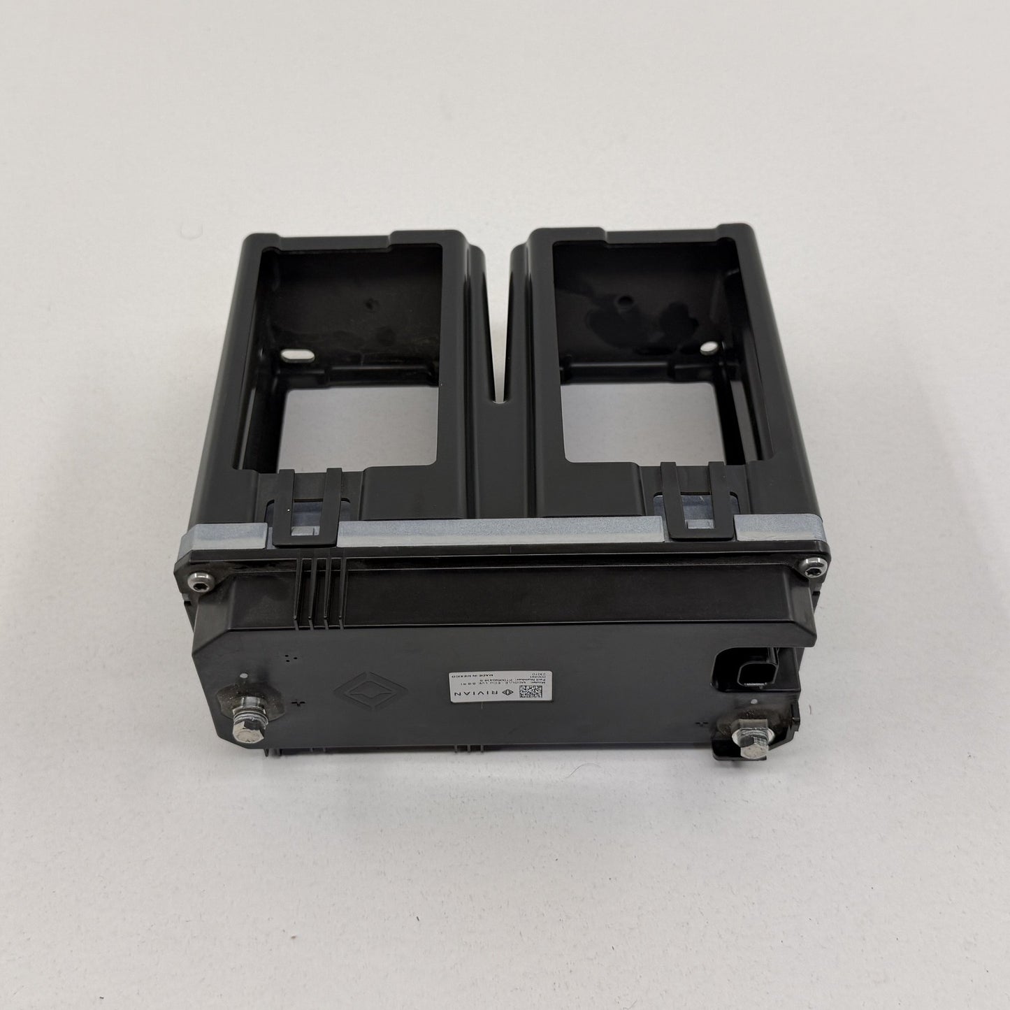 2022-2024 Rivian R1S R1T Quad Motor Engine Control Module ECU PT00690436-B OEM