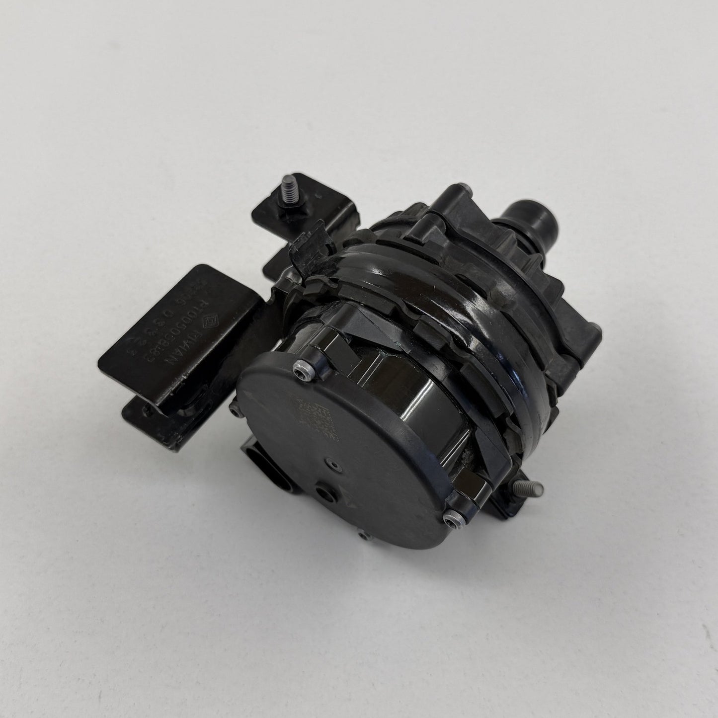 2022-2024 Rivian R1S Right Front Auxiliary Coolant Water Pump PT00061591-E OEM