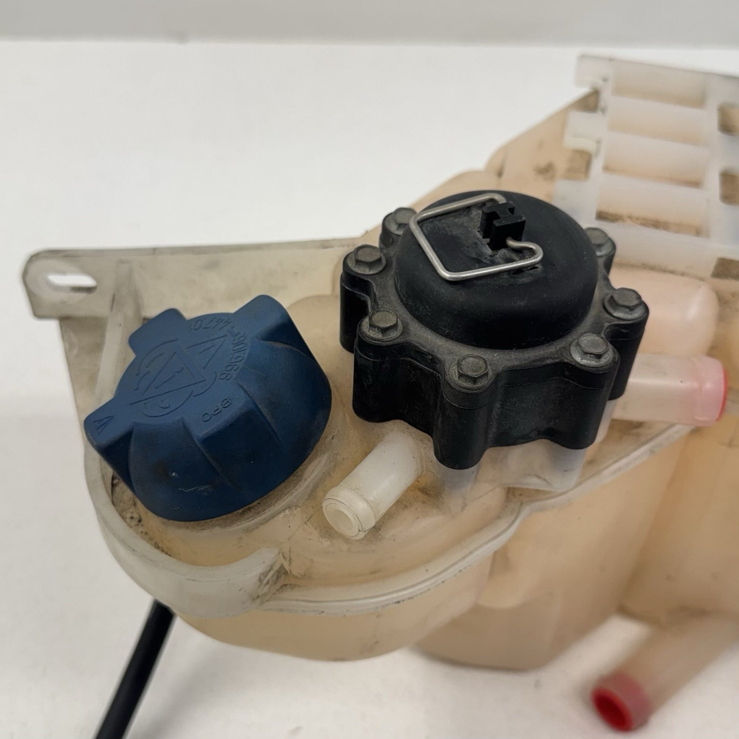 01-12 Porsche 911 996 997 Coolant Reservoir Overflow Expansion Tank Bottle OEM