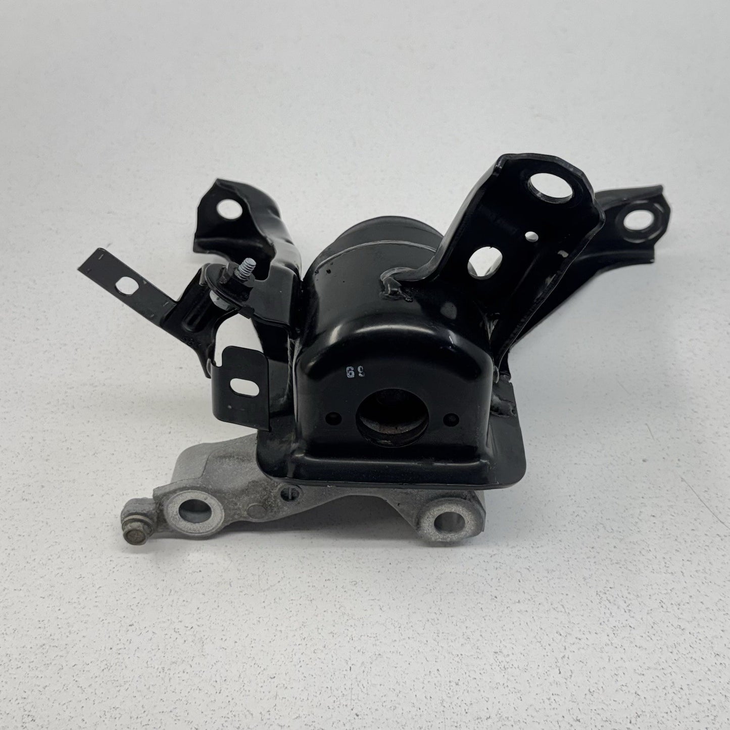 16-22 Toyota Prius / Prius Prime Engine Motor Right Side Mount 12305-37342 OEM