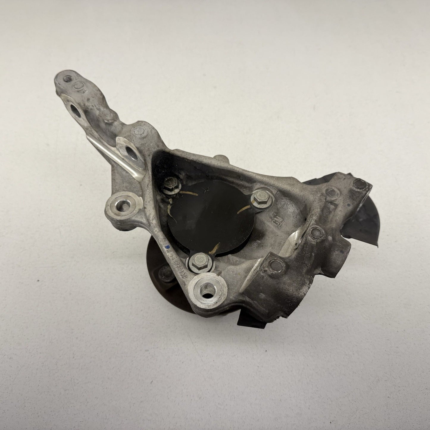 17-24 Chevrolet Camaro ZL1 Left Front Spindle Knuckle Hub Wheel Bearing OEM
