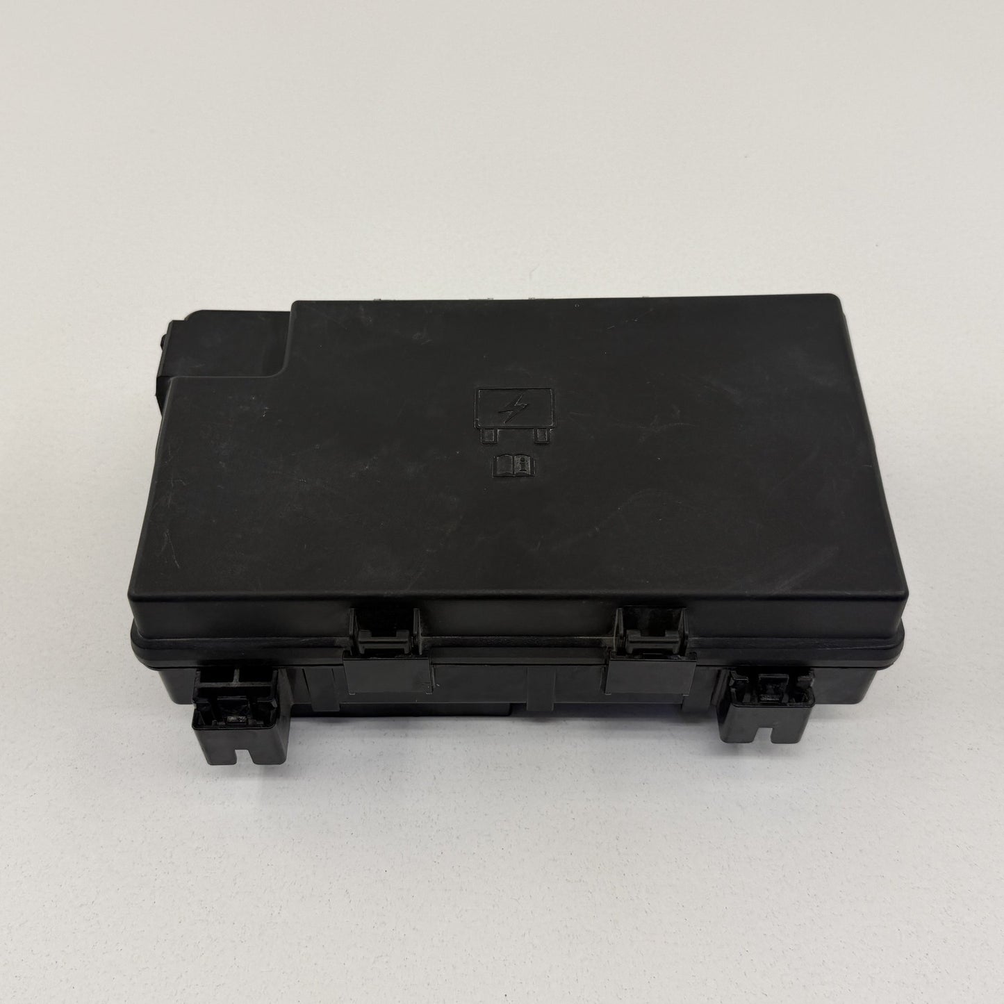 2023-2024 Ram 2500 3500 Intelligent Power Distribution Fuse Box 68547200AA OEM