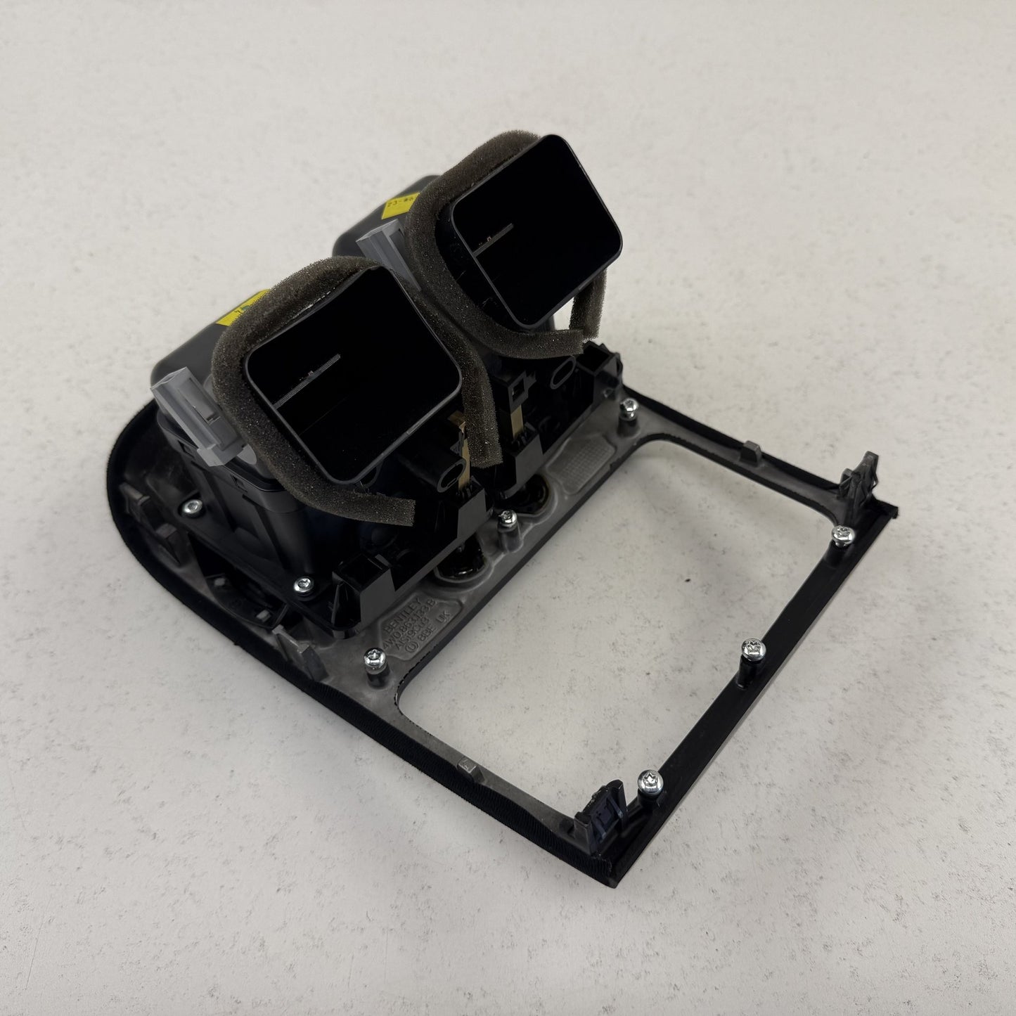2014-2018 Bentley Flying Spur Rear Center Console AC Air Vent W/ Trim OEM