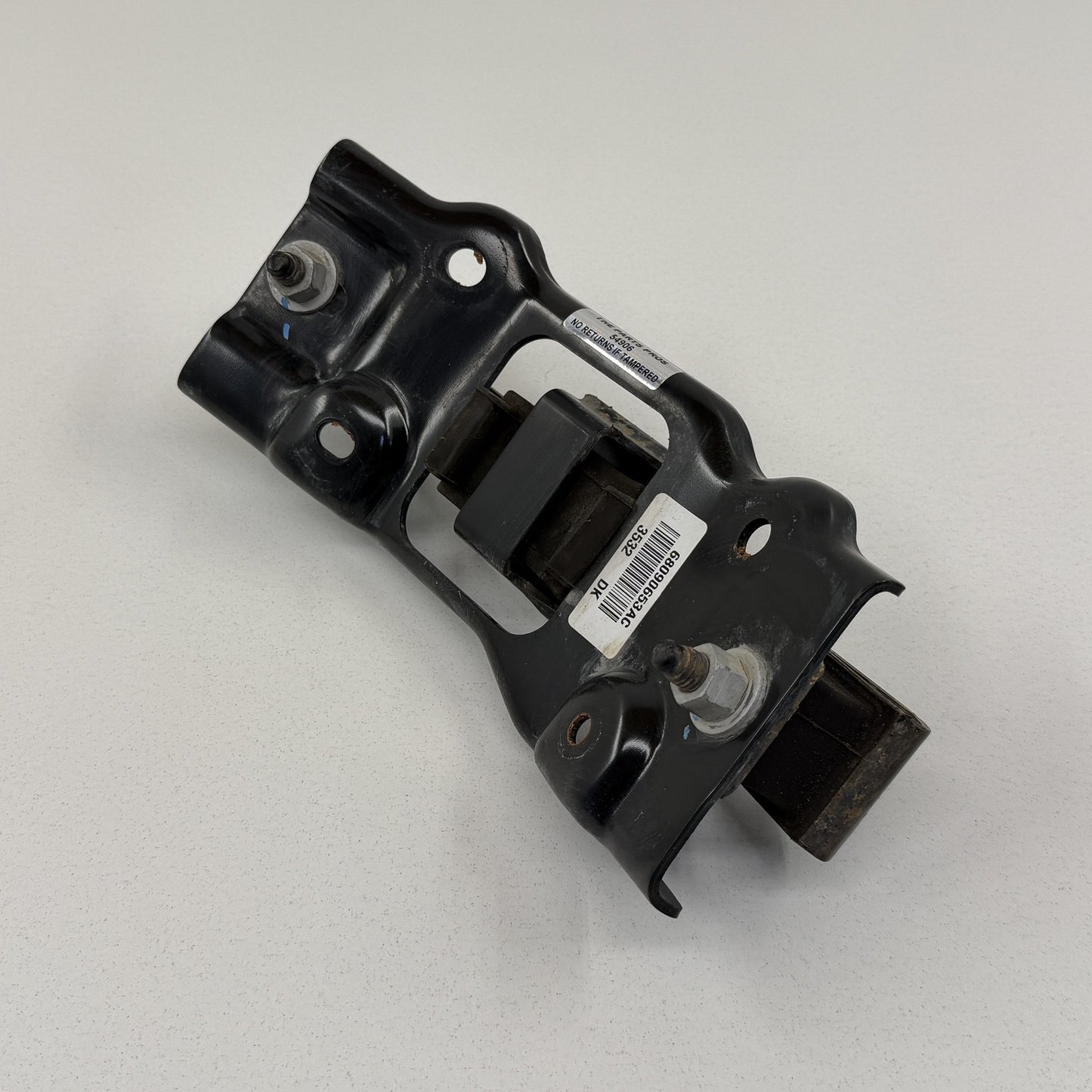 2019-2024 Ram 4500 5500 6.7L Aisin Transmission Mount Bracket 68090653AC OEM