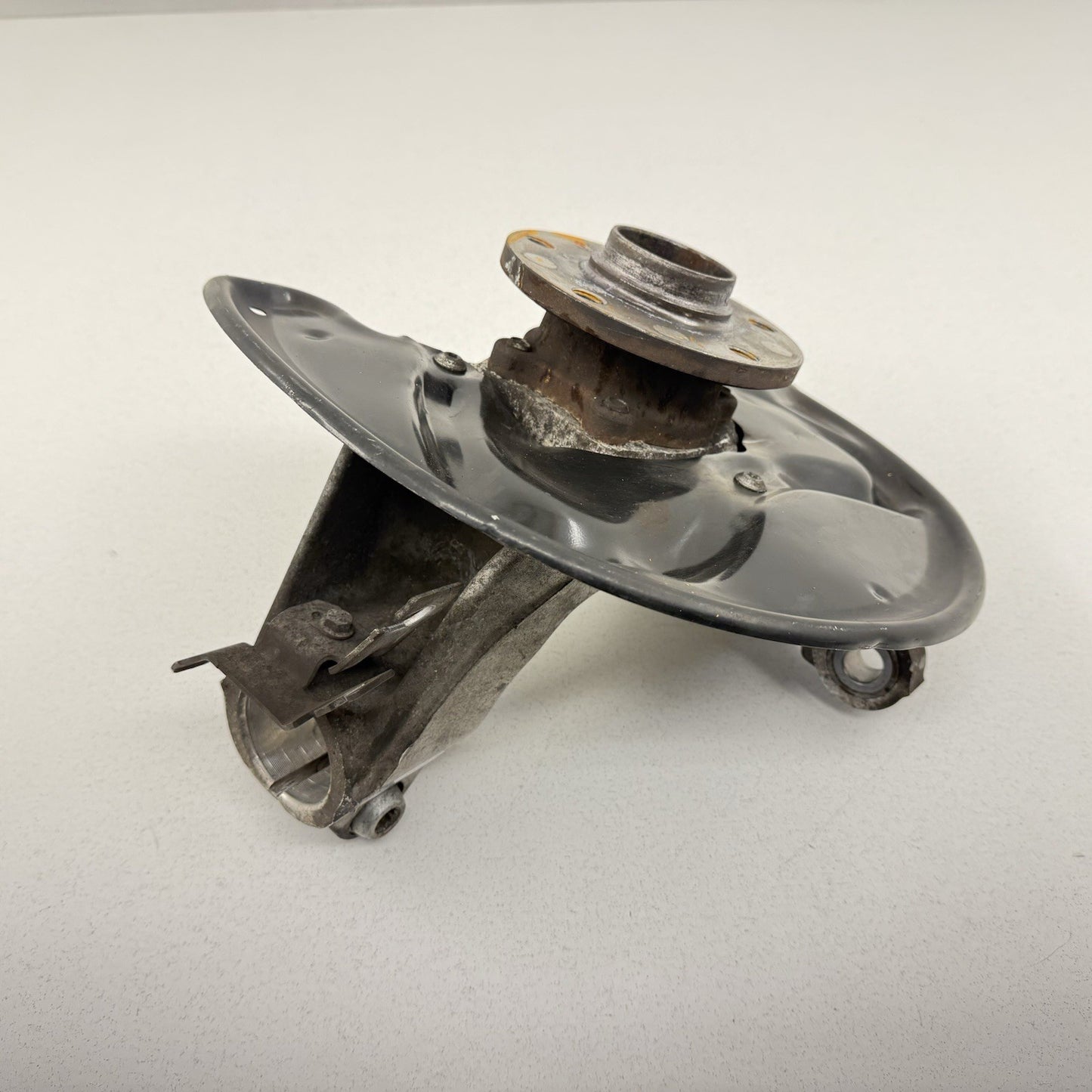 08-15 Audi TT Passenger Right Front Wheel Spindle Knuckle Hub Bearing OEM