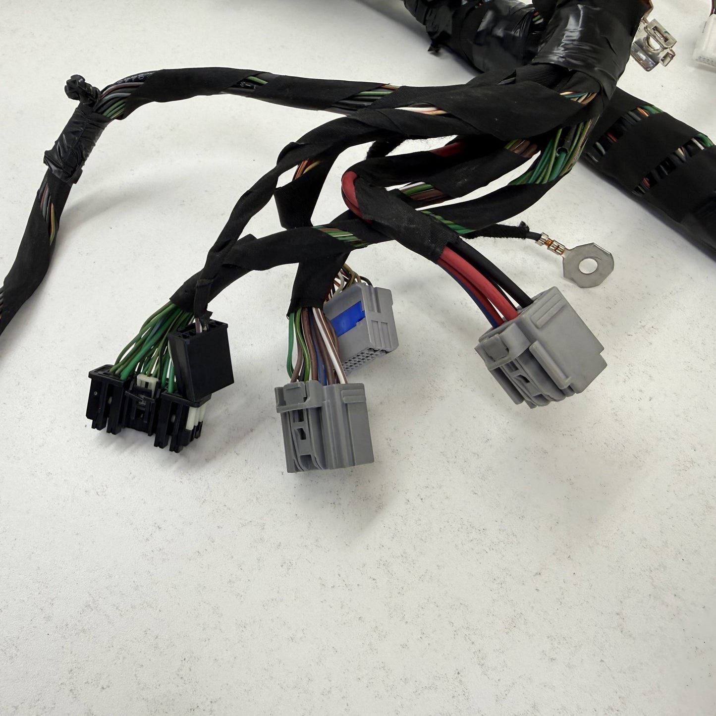 2022-2024 Rivian R1S Dashboard Instrument Panel Wiring Harness PT00417192-D OEM