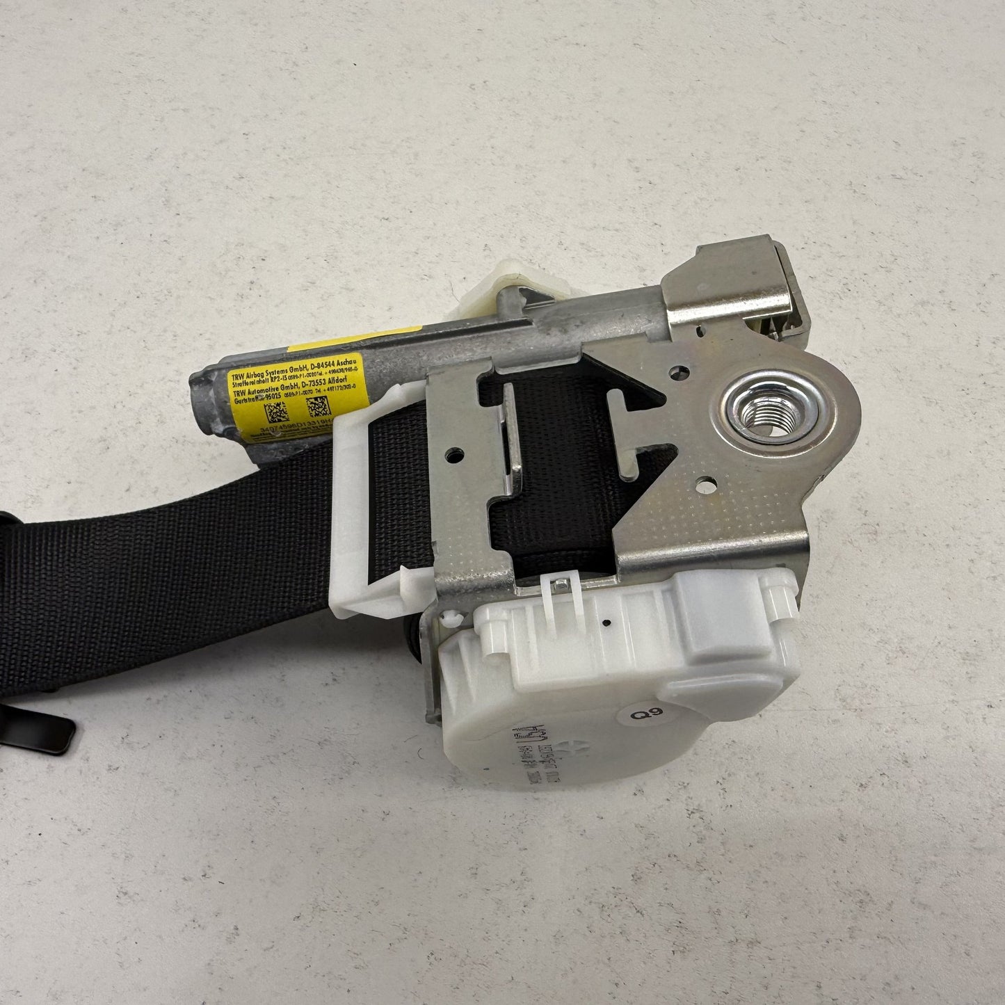 2008-2014 Mercedes C250 W204 Right Front Seatbelt Seat Belt Retractor Black OEM