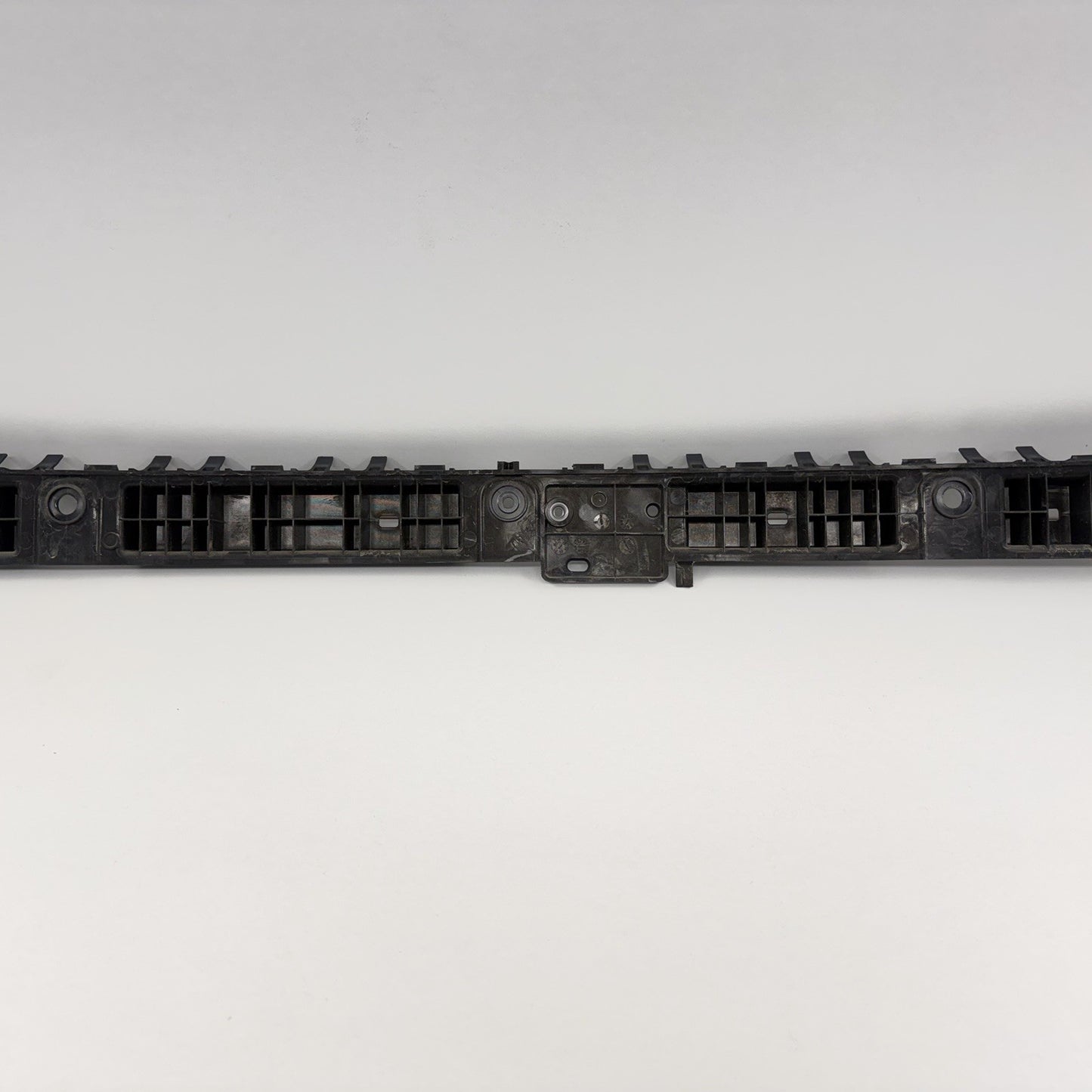 17-23 Tesla Model 3 Rear Center Bumper Bracket Support Mount 1083994-00-G OEM