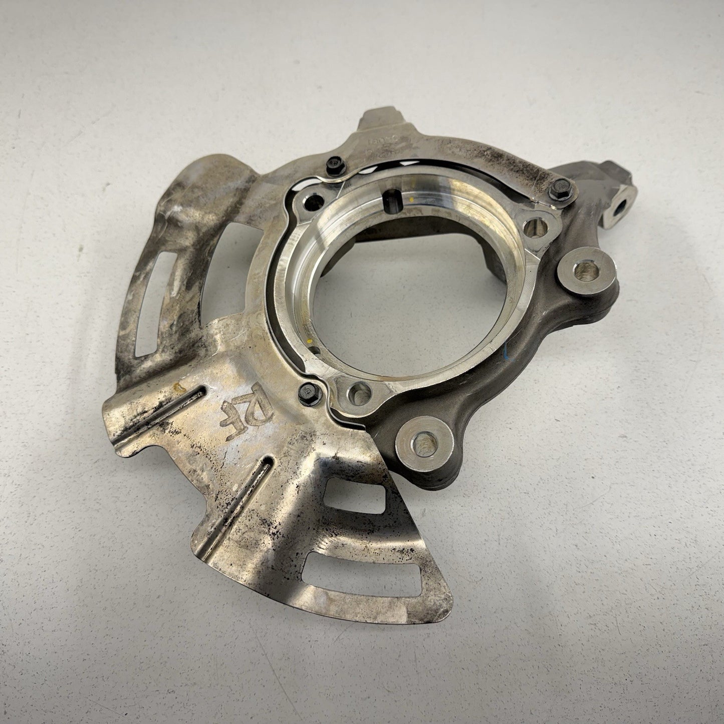 22-26 Hyundai Elantra N Passenger Right Front Spindle Knuckle Hub OEM