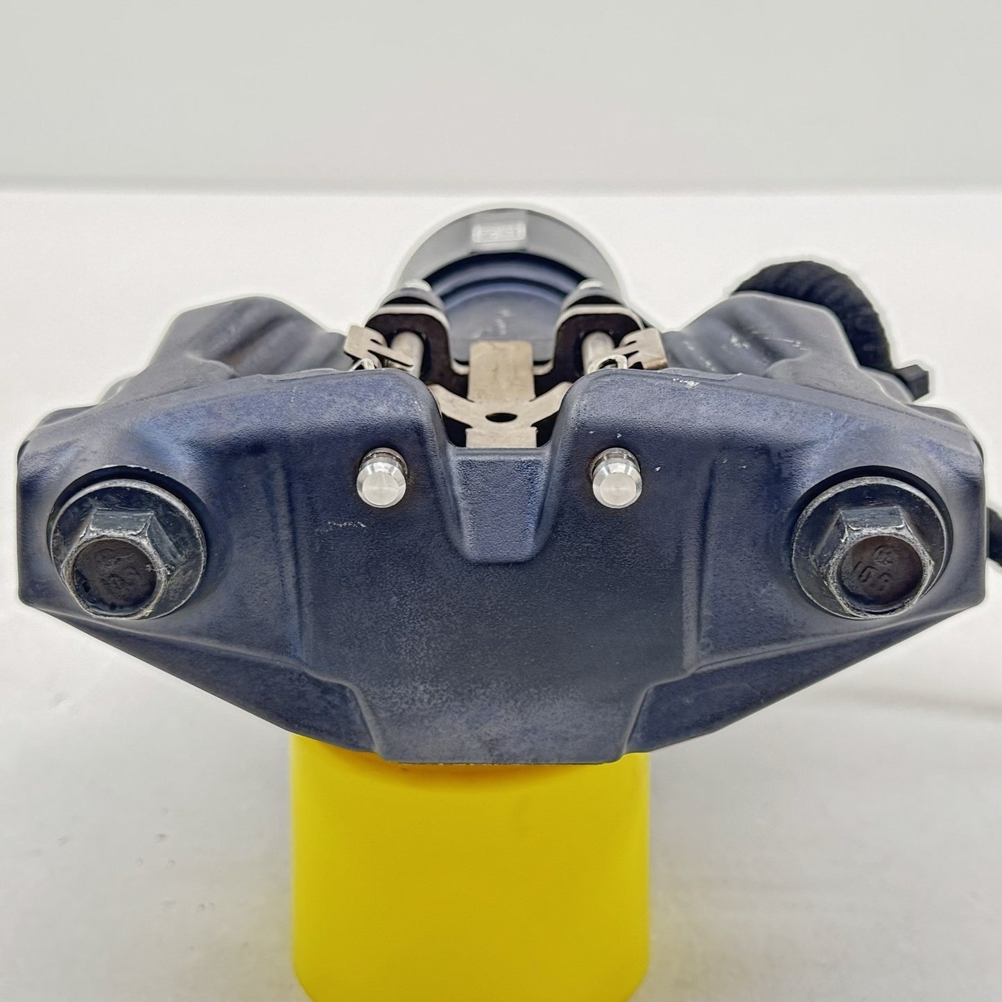 24-25 FORD MUSTANG GT PASSENGER RIGHT REAR PARKING PARK DRIFT BRAKE CALIPER OEM