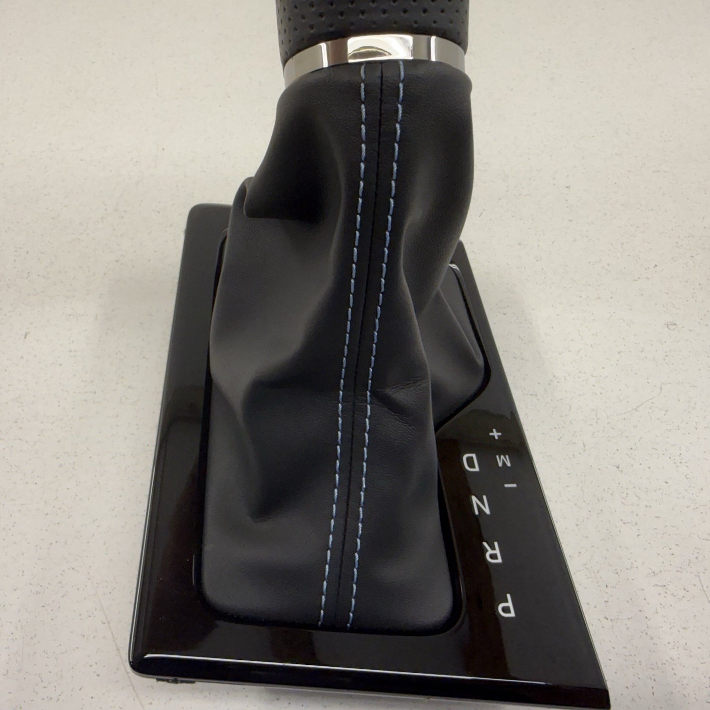 22-26 Hyundai Elantra N Automatic Gear Selector Shift Knob Handle With Boot OEM