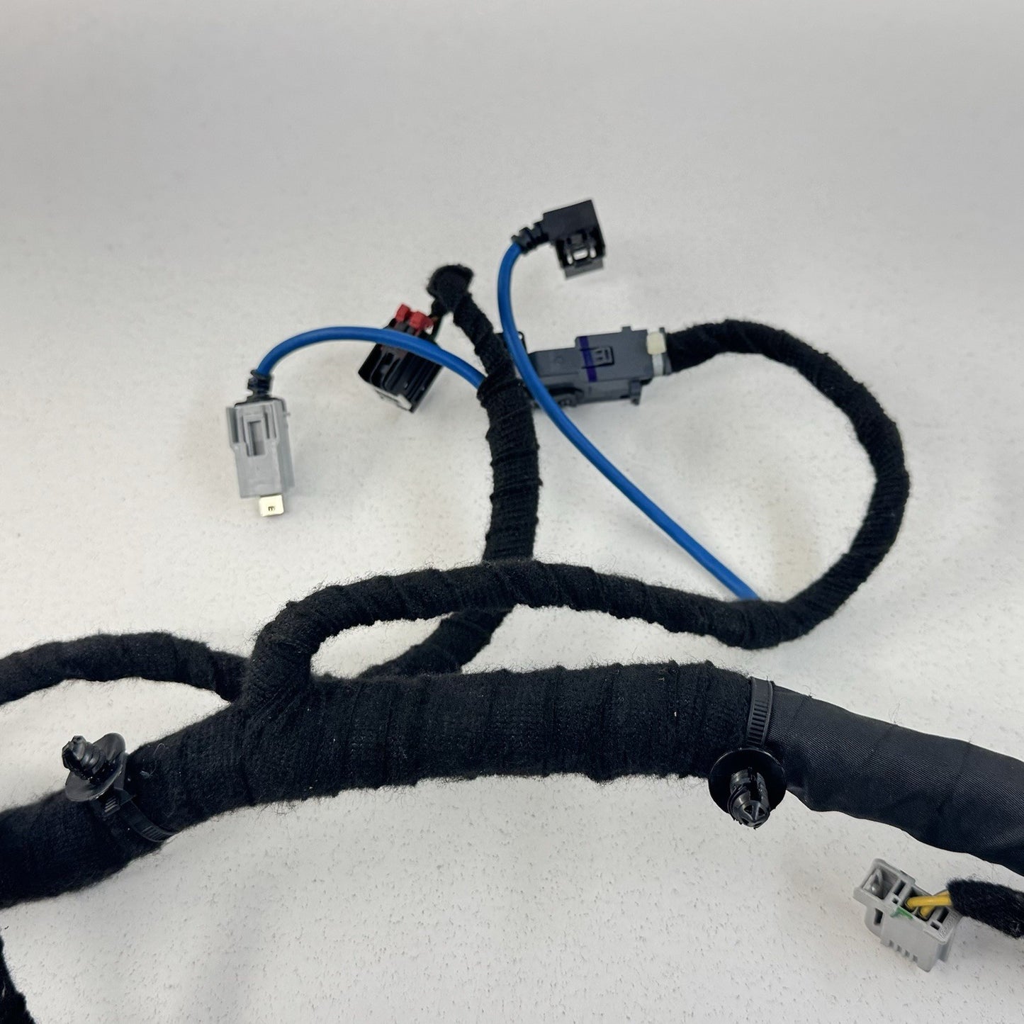 2019 Chevrolet Camaro SS Dashboard Instrument Panel Wiring Harness 84619818 OEM