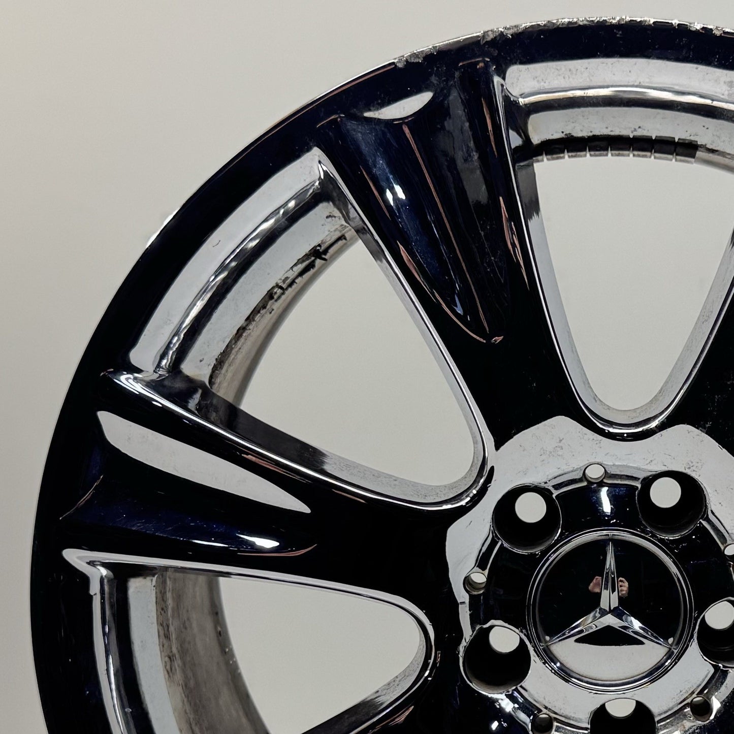 06-11 Mercedes-Benz CLS550 W219 Rear Wheel Rim 18x9.5 Chrome Factory OEM