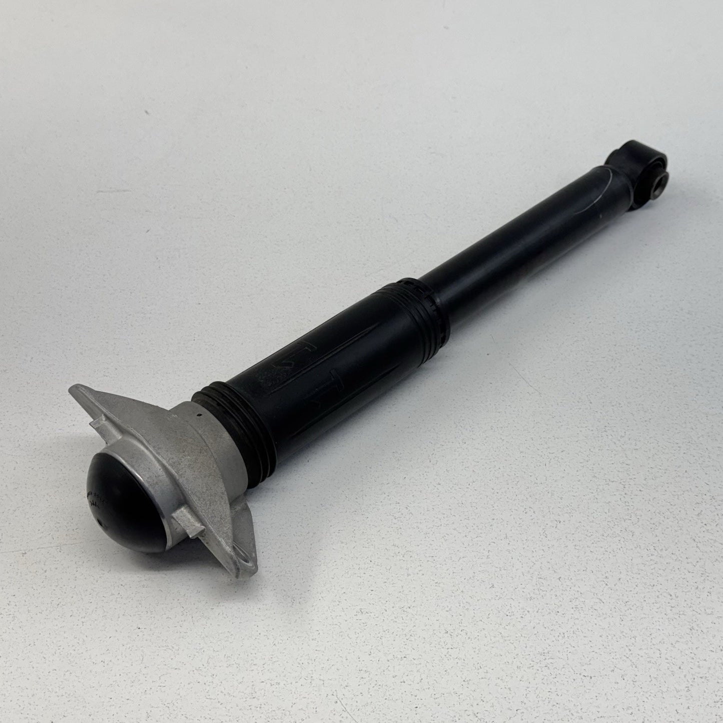 17-22 Toyota Prius Prime Left Or Right Rear Strut Shock Absorber 48530-47461 OEM