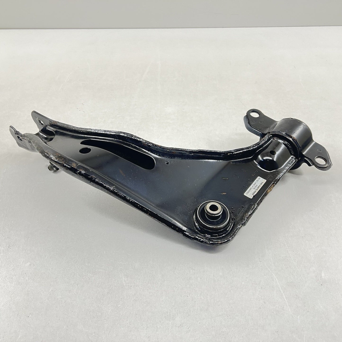 12-15 CHEVROLET CAMARO ZL1 DRIVER LEFT REAR CONTROL ARM PAIR OEM