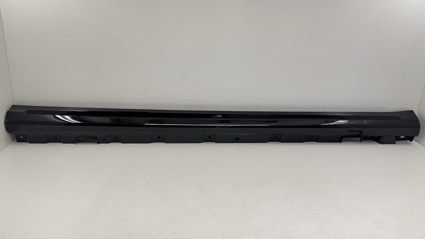 14-20 Mercedes W222 S550 AMG Sport Right Side Skirt Rocker Panel Cover Trim OEM