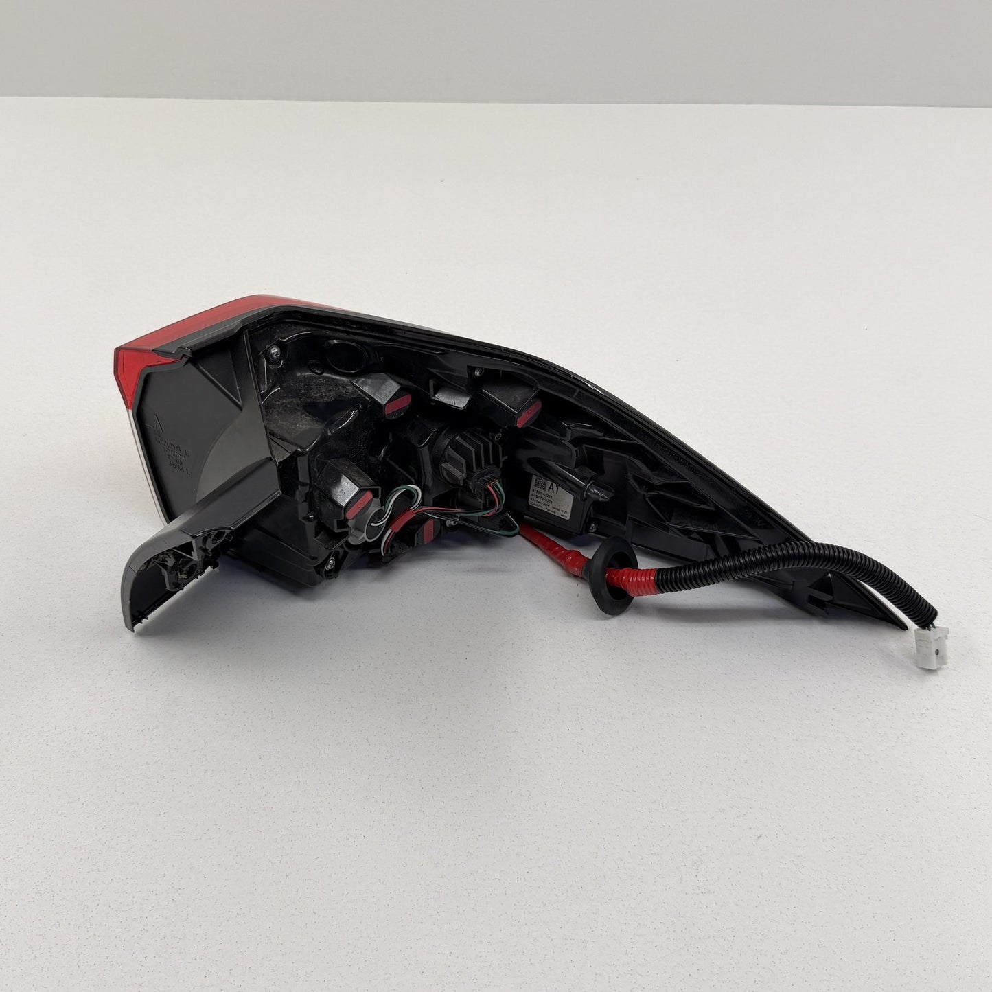 2019-2025 Toyota RAV4 Left Rear Outer LED Taillight Light Lamp 81560-42221 OEM