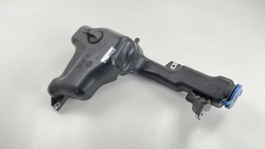 08-14 Mercedes W204 C250 C300 C350 Windshield Washer Reservoir Bottle Tank OEM