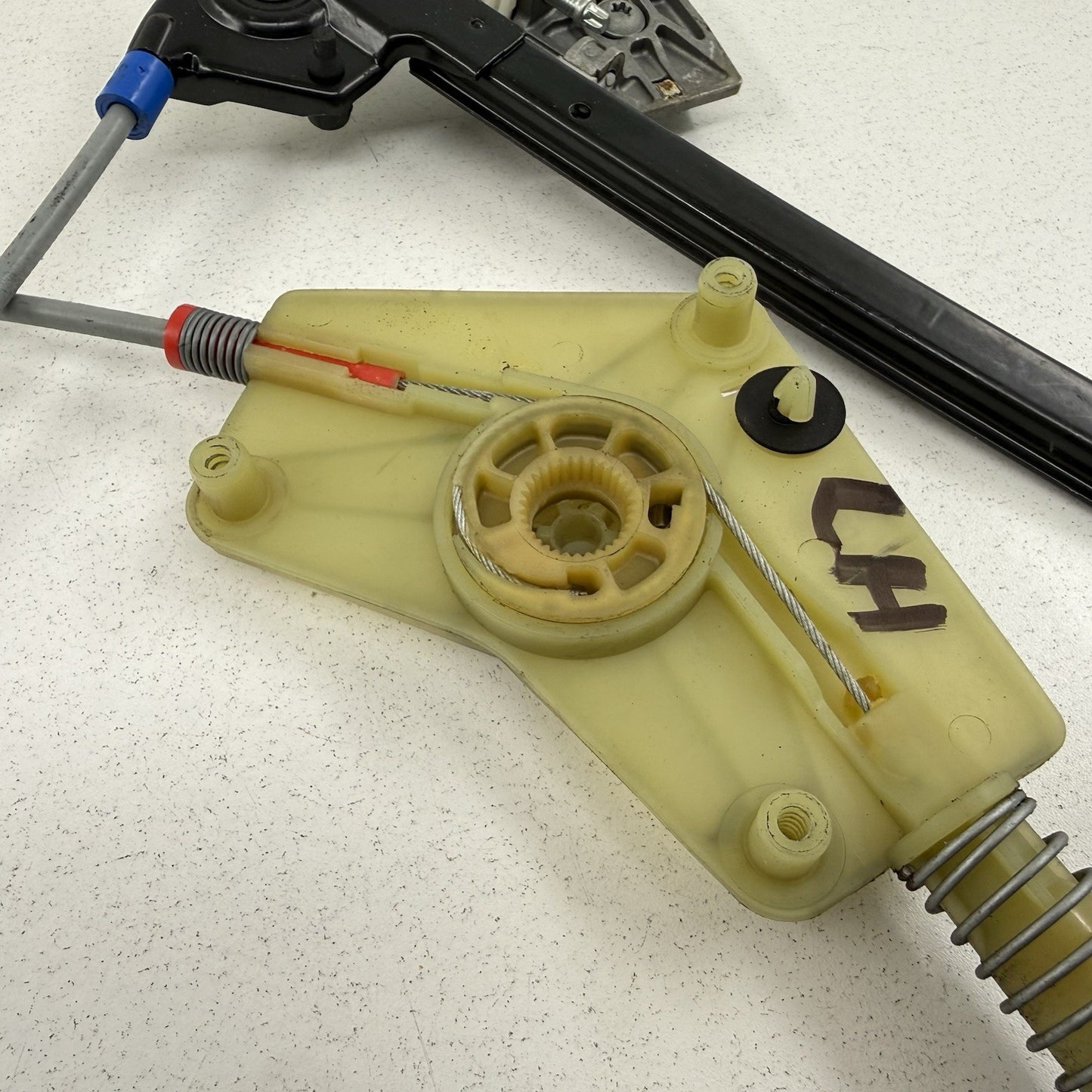 05-12 Porsche 911 997 Cabriolet Driver Left Door Glass Window Regulator OEM