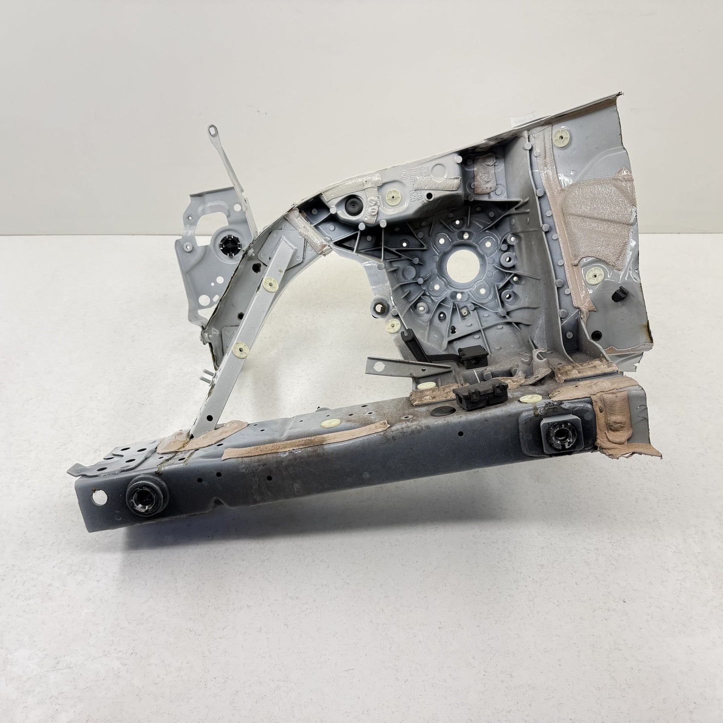 2021-2026 BMW M3 M4 G80 G82 Left Front Frame Rail Horn Apron Strut Tower Cut OEM