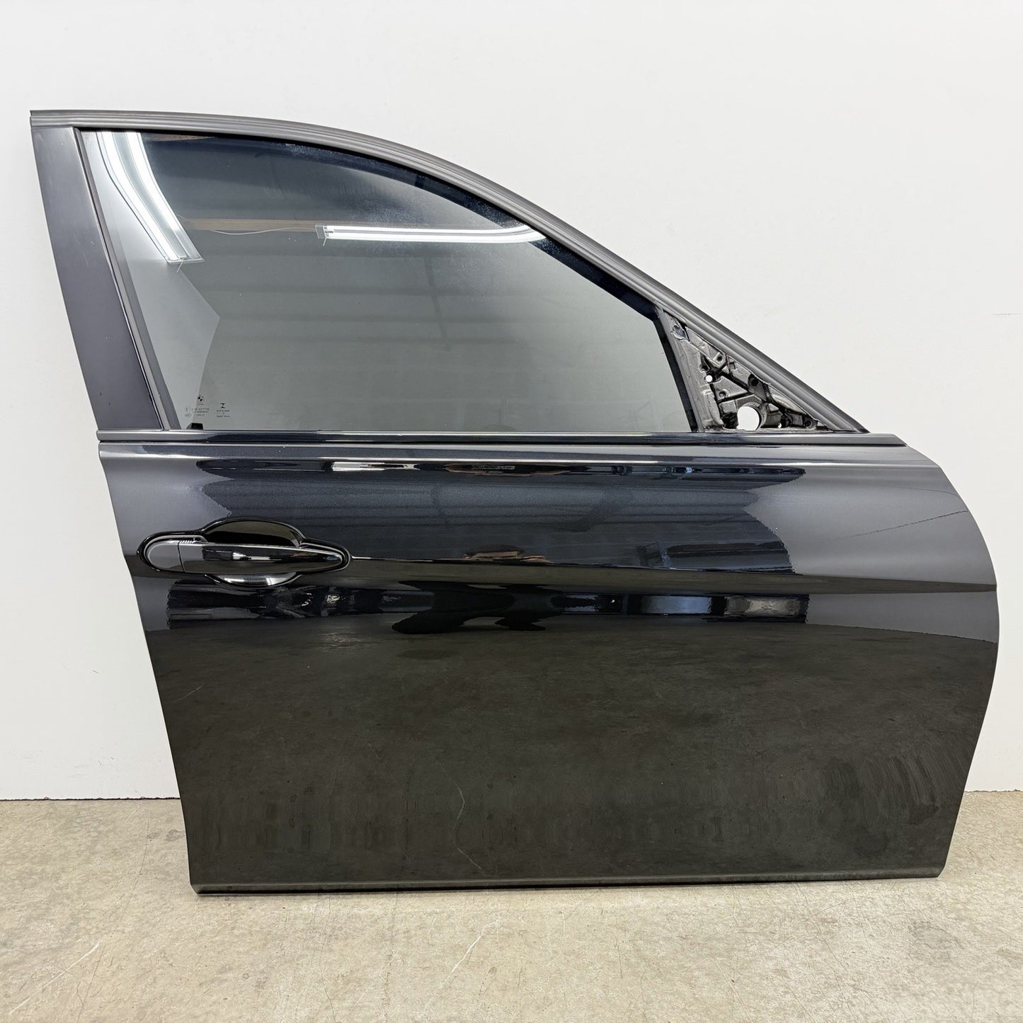 12-18 BMW F30 F80 M3 Sedan Passenger Right Front Door Shell Complete Black OEM