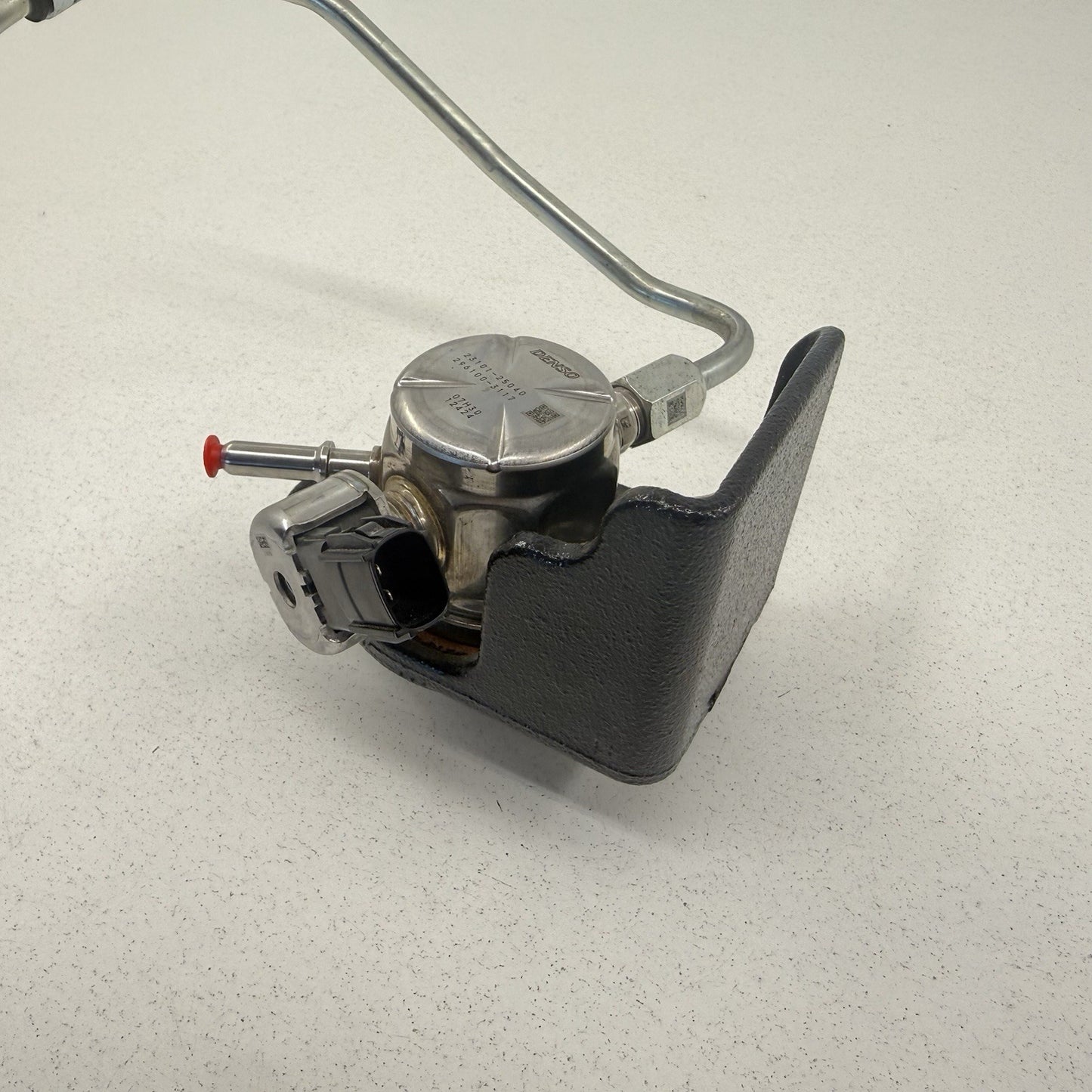 23-25 Toyota Prius Engine High Pressure Fuel Pump HPFP 23101-25040 OEM