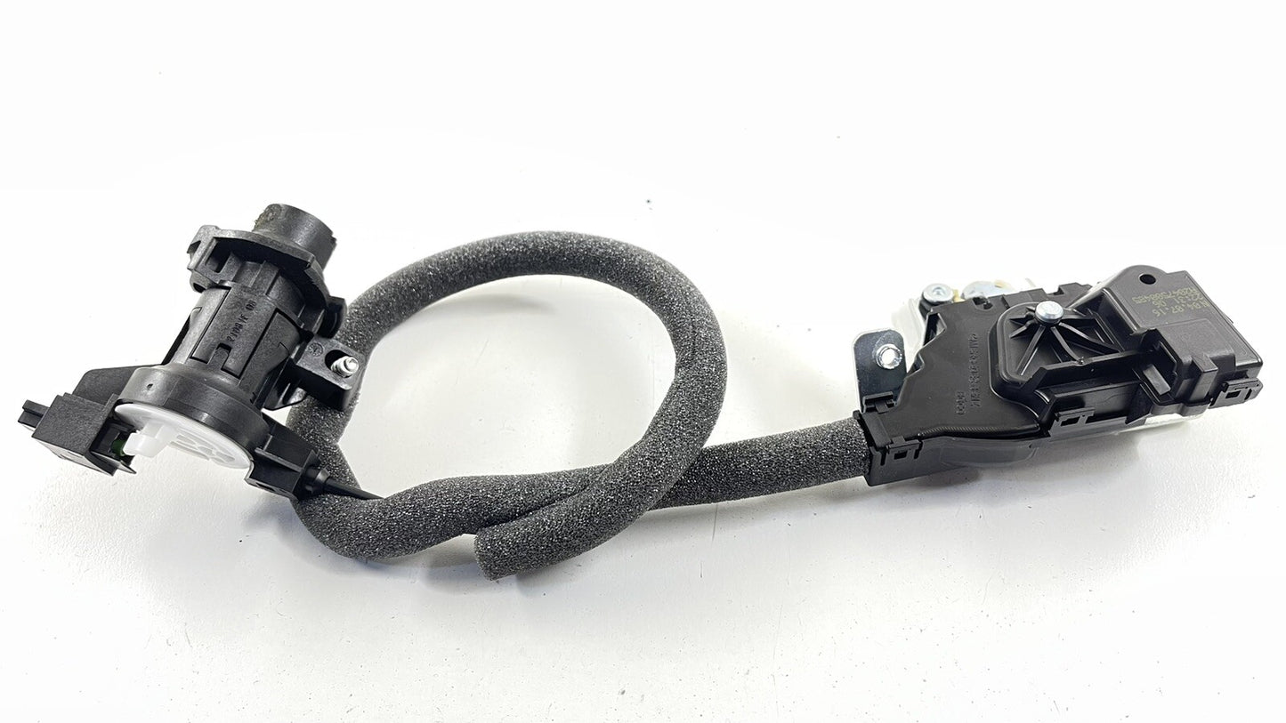 14-17 MERCEDES BENZ E550 W207 REAR TRUNK LATCH LOCK ACTUATOR 2047500485 OEM