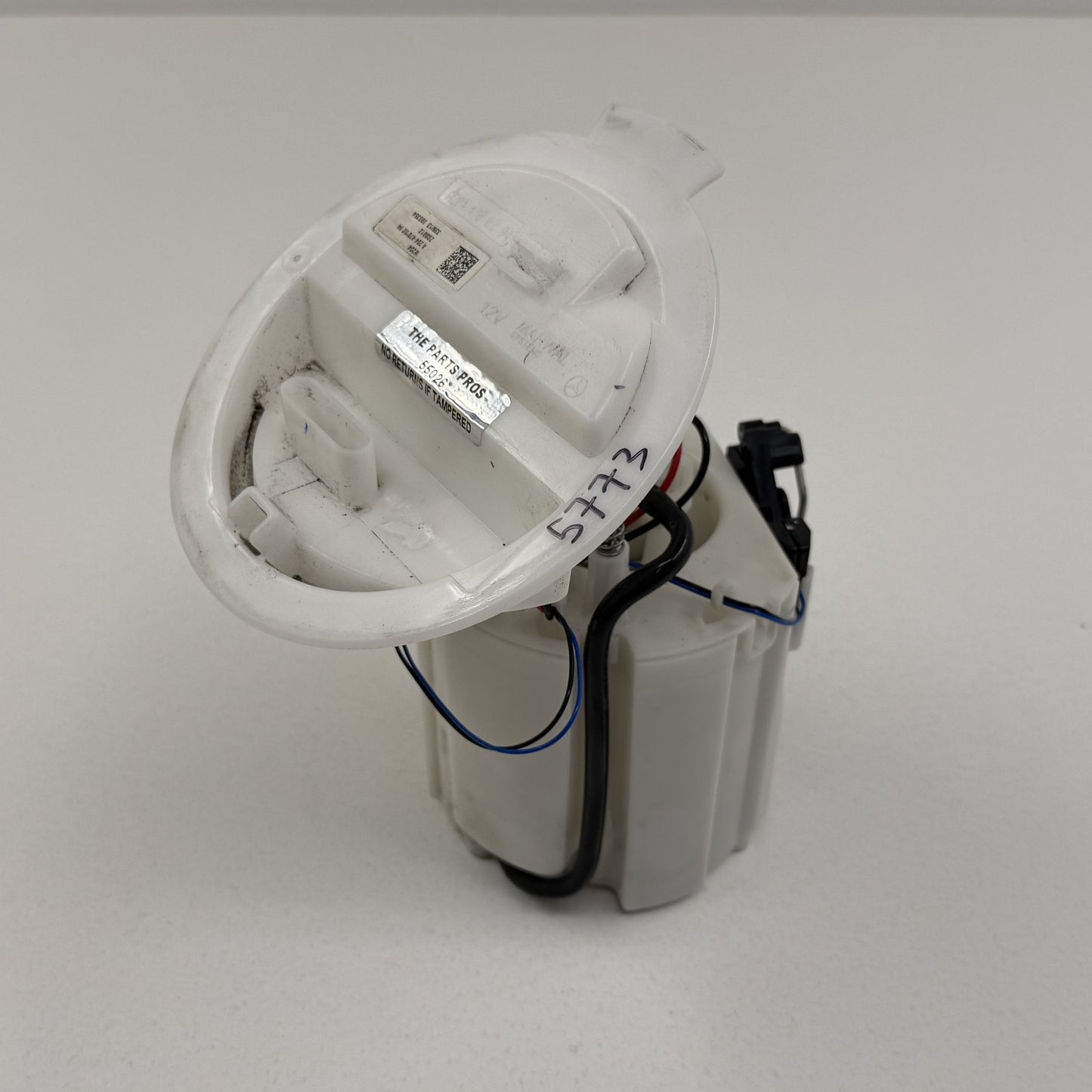 2012-2014 Mercedes-Benz C250 W204 M271 Gas Tank Fuel Pump Sending Unit Pair OEM
