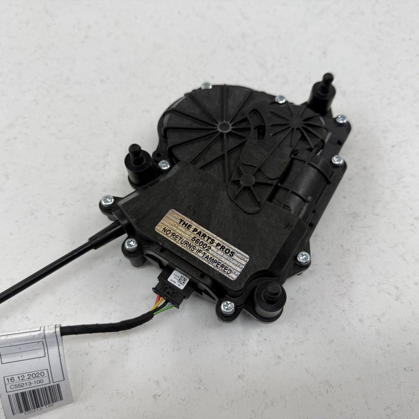 2021-2026 BMW M4 G82 Rear Trunk Lid Lock Latch Actuator Motor Assembly OEM
