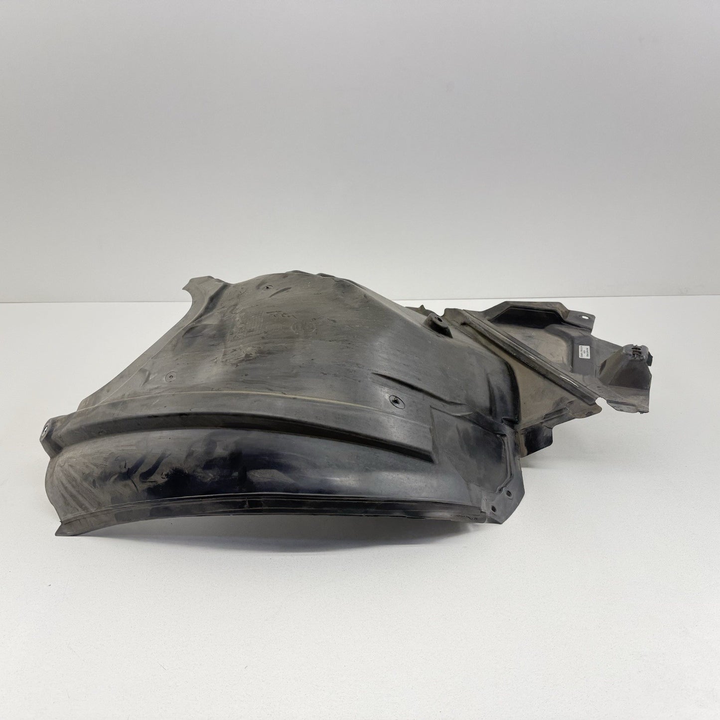 14-16 Mercedes W212 E350 Left Front Fender Liner Wheel Arch Splash Guard OEM
