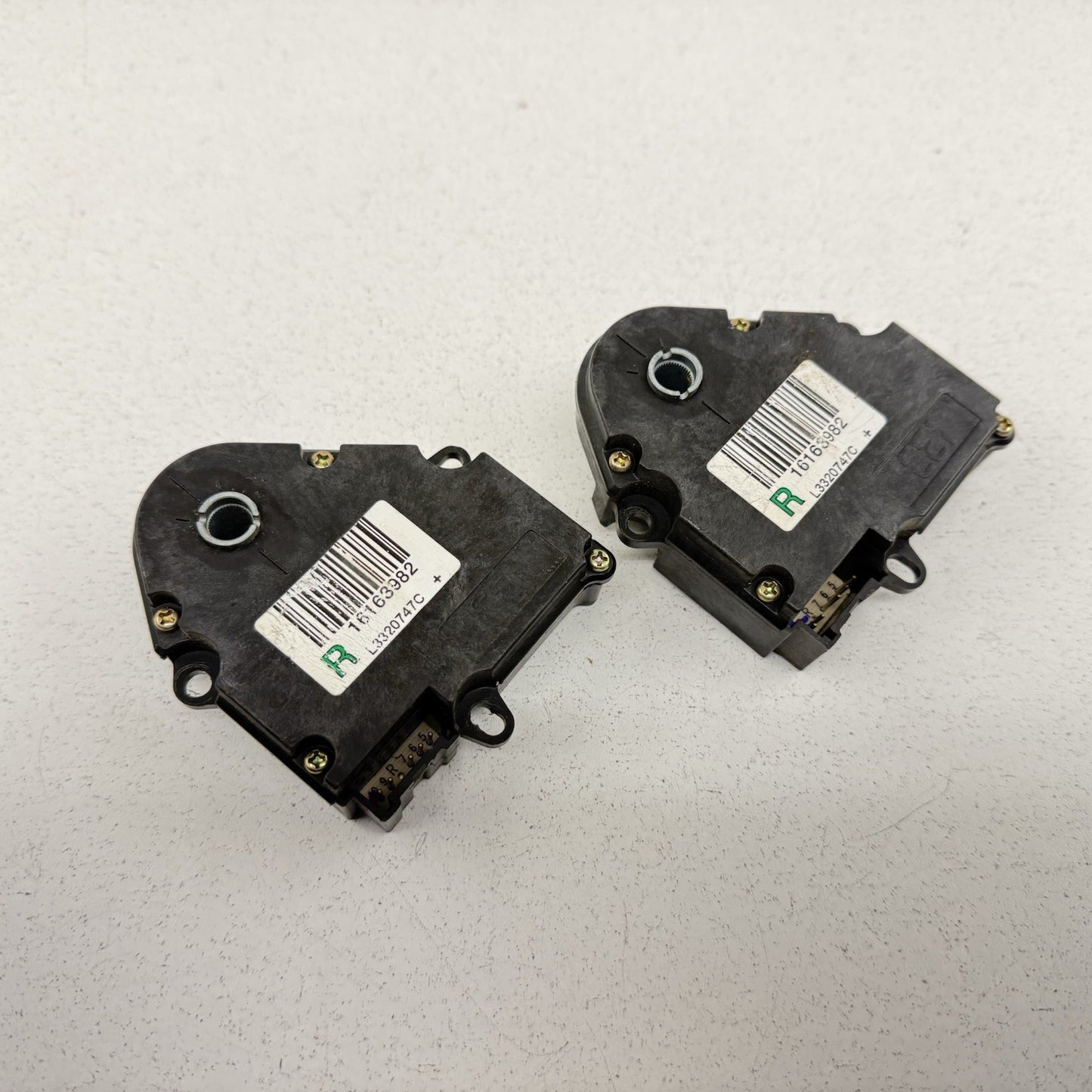 97-04 Chevrolet Corvette C5 HVAC Box AC Flap Motor Air Mix Actuator Pair OEM