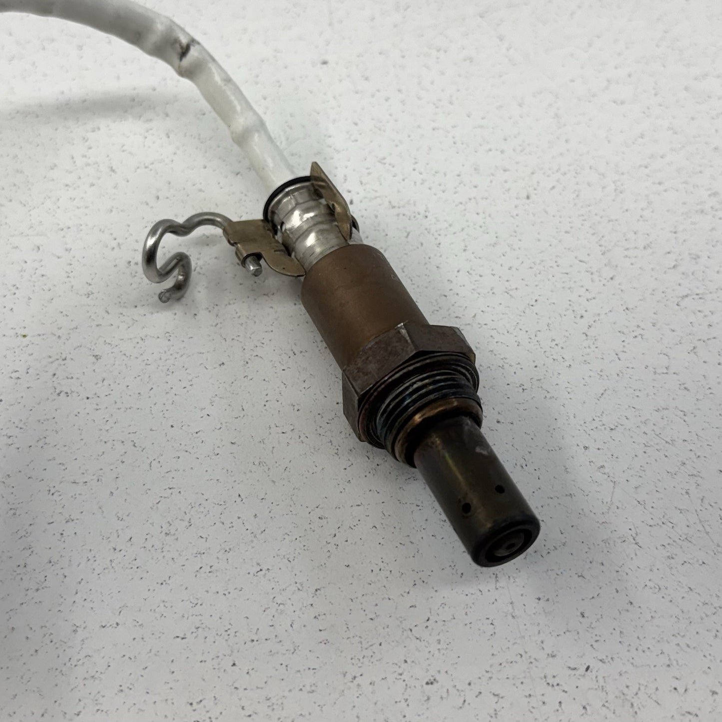 16-22 Toyota Prius / Prius Prime Exhaust Oxygen O2 Sensor Pair OEM