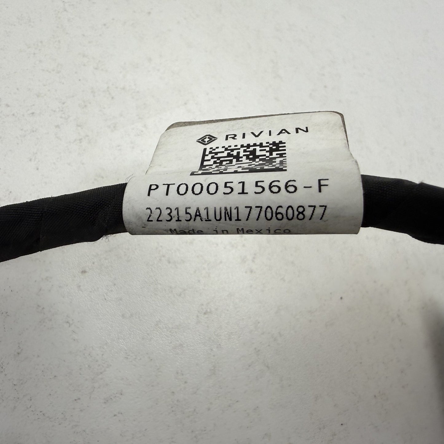 2022-2024 Rivian R1S Rear Trailer Tow Plug Wiring Harness PT00051566-F OEM