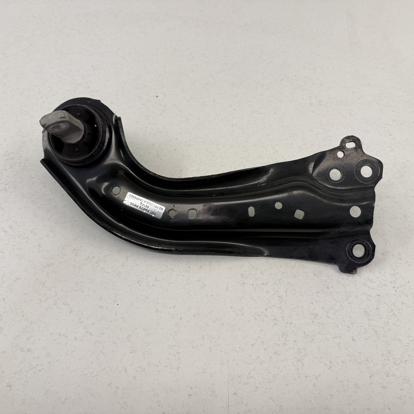 2019-2025 Toyota RAV4 AWD Passenger Right Rear Control Arm Suspension Set OEM