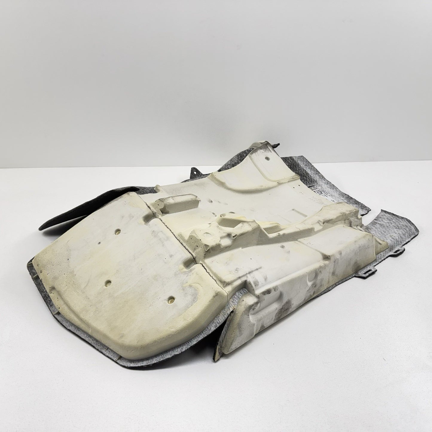 10-16 Mercedes W212 E350 Right Front Interior Floor Body Carpet Black OEM