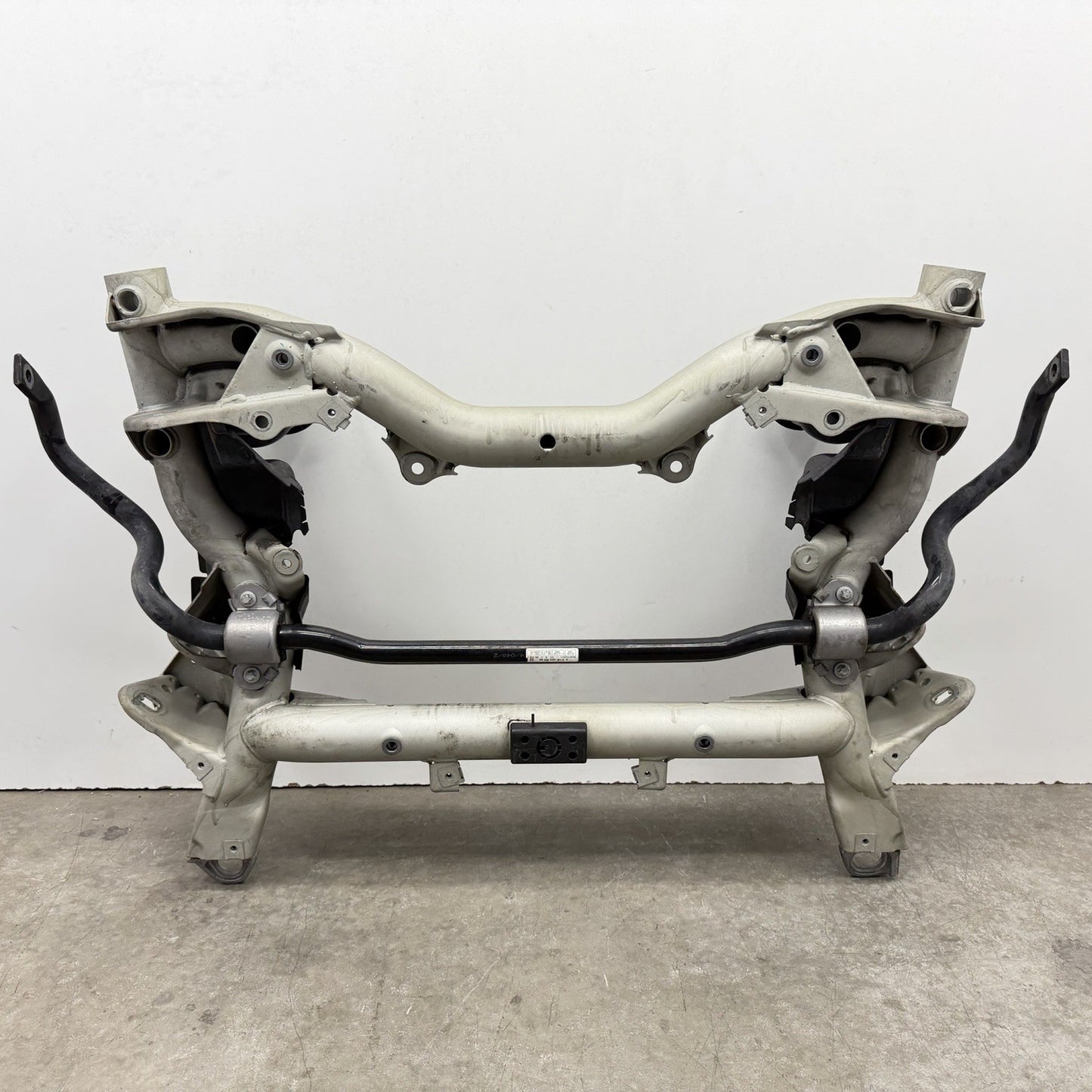 12-18 Mercedes W218 CLS550 Front Subframe Crossmember Engine Cradle Carrier OEM