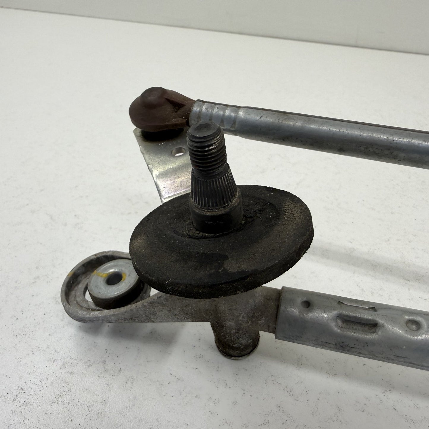 2019-2026 Ram 2500 3500 Front Windshield Wiper Motor Linkage Arm Assembly OEM