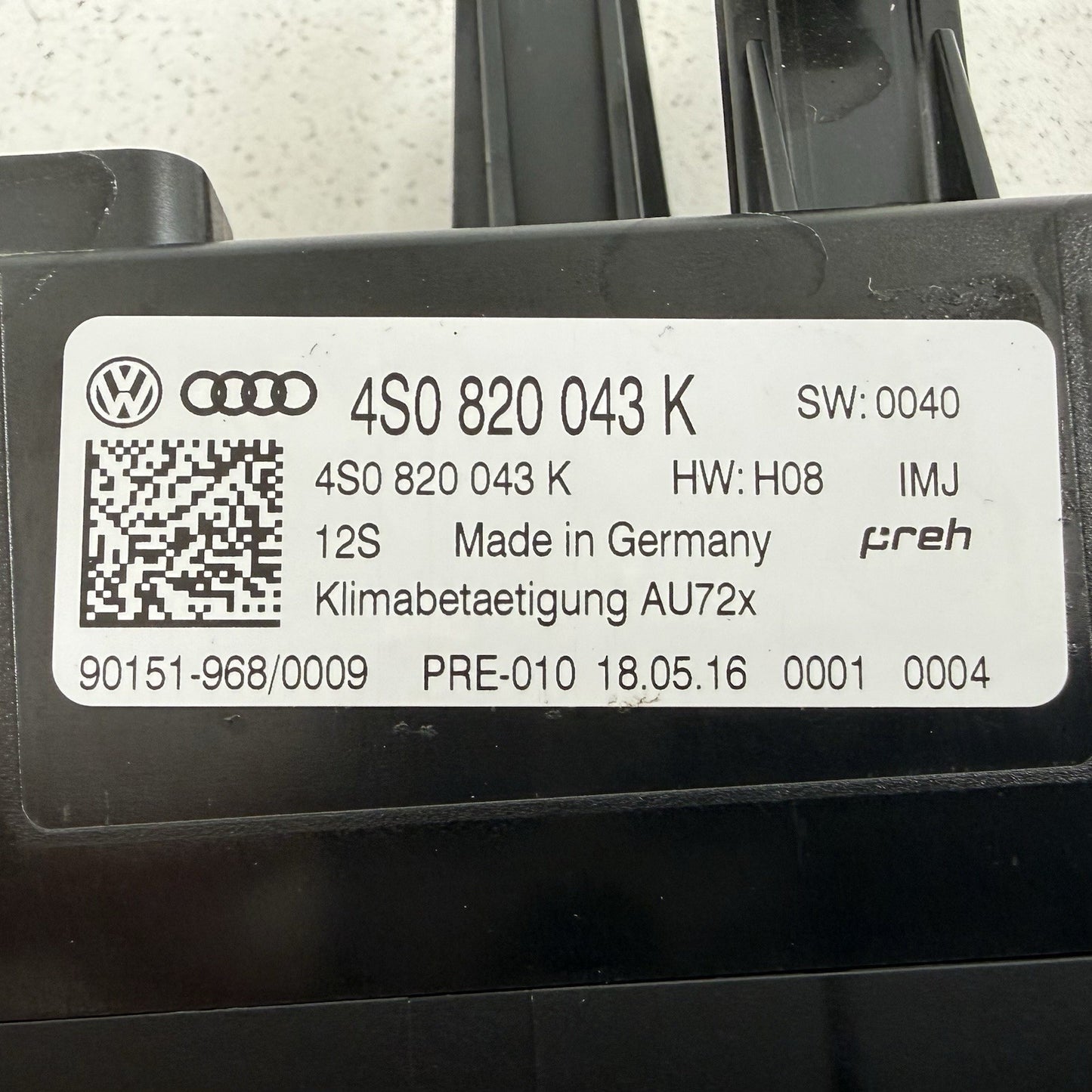 17-23 Audi R8 HVAC AC Air Climate Control Switch 4S0820043K OEM