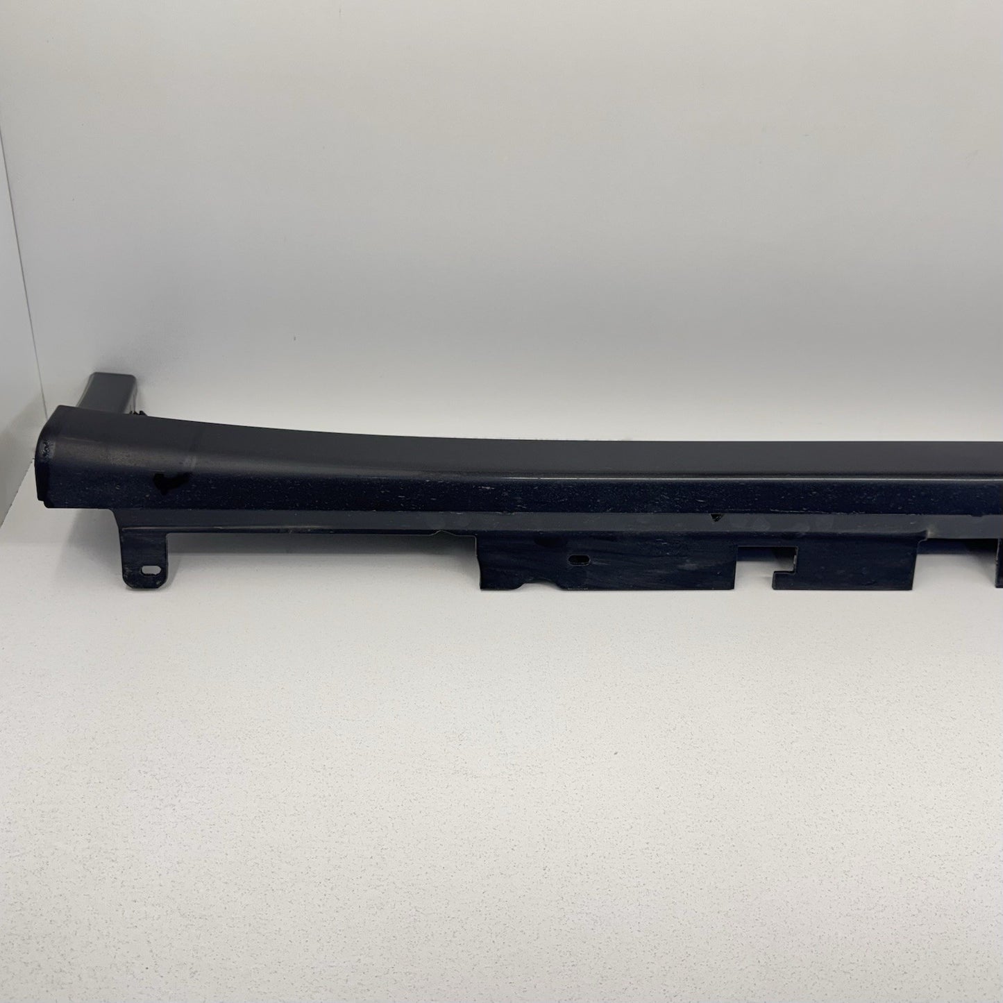 18-24 BMW G01 X3 Passenger Right Side Skirt Rocker Panel Molding OEM