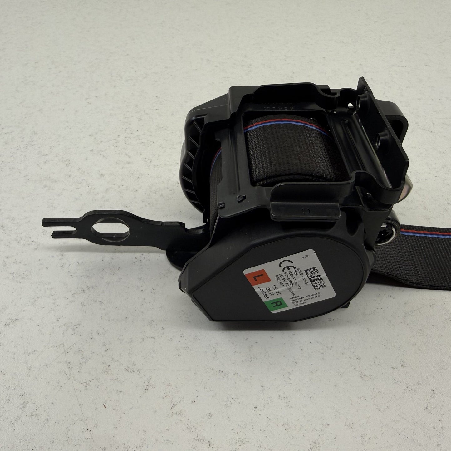 2021-2026 BMW M4 G82 Coupe Passenger Right Rear Seatbelt Seat Belt Retractor OEM