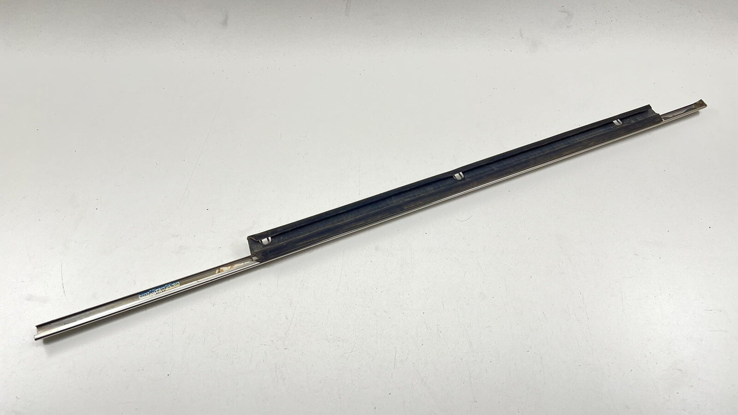 13-18 BENTLEY FLYING SPUR RIGHT REAR UPPER DOOR MOULDING CHROME TRIM PANEL OEM