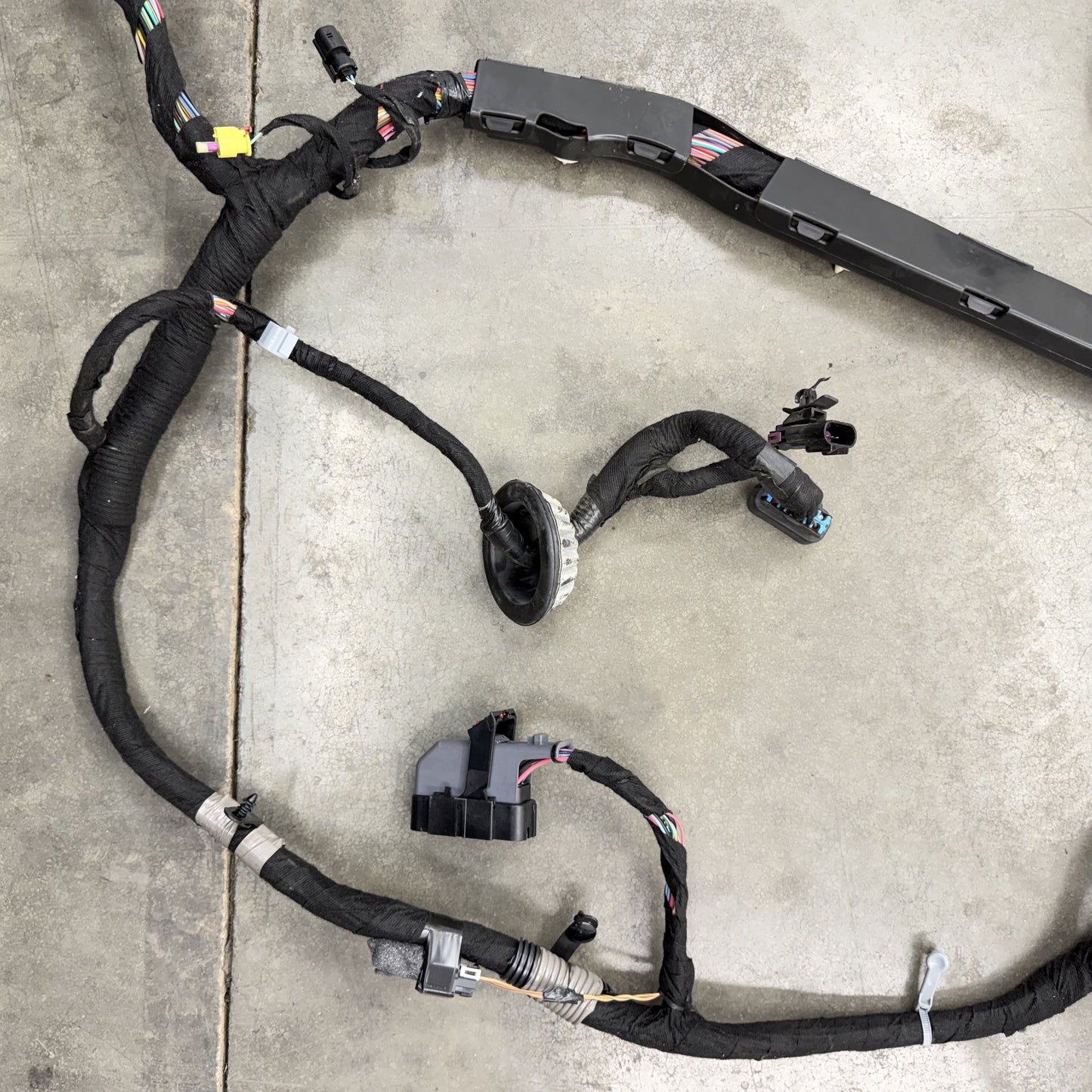 2014-2015 Chevrolet Camaro SS Chassis Main Body Wiring Harness 23170074 OEM