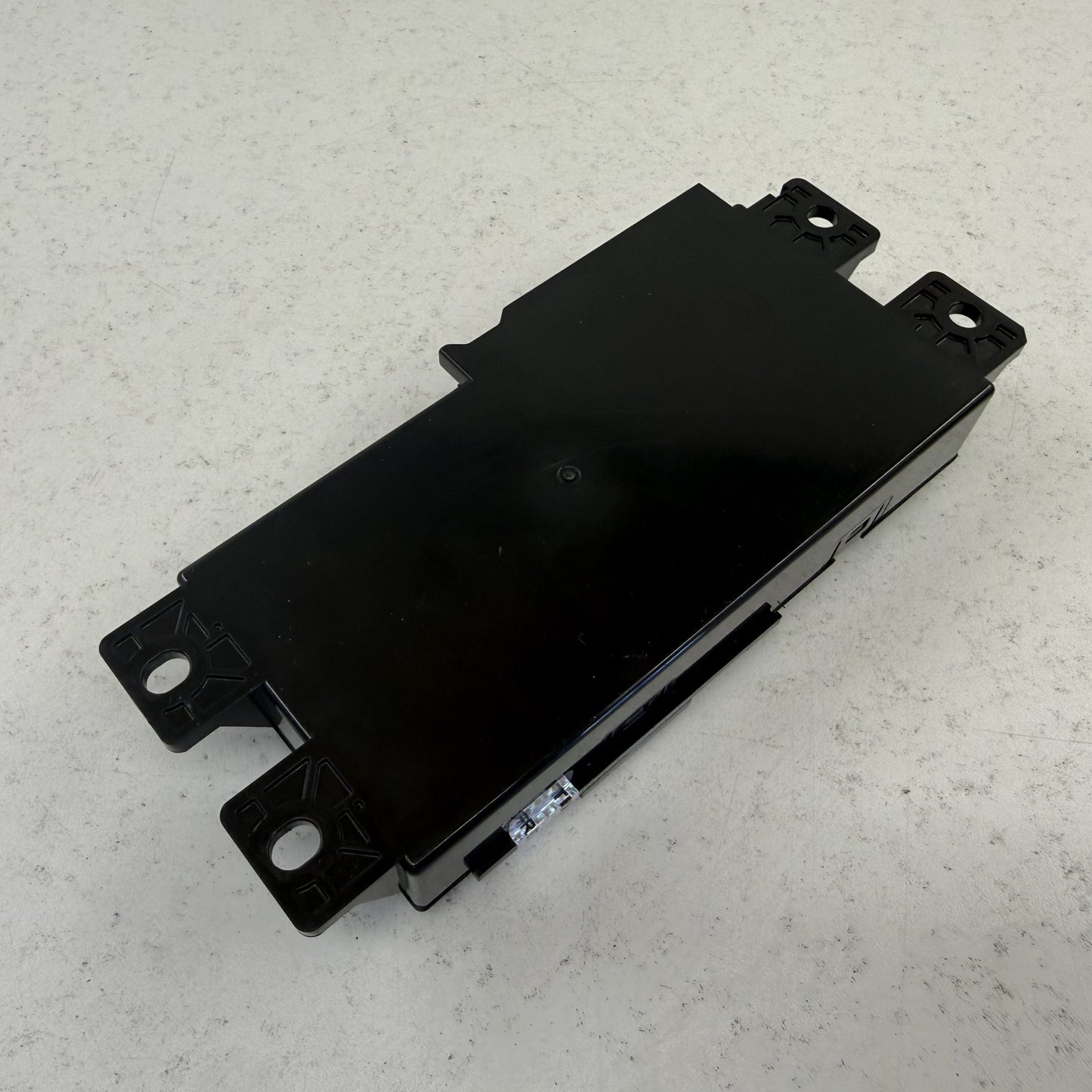 2021-2024 Dodge Durango Telematics Communication Control Module 68467662AH OEM
