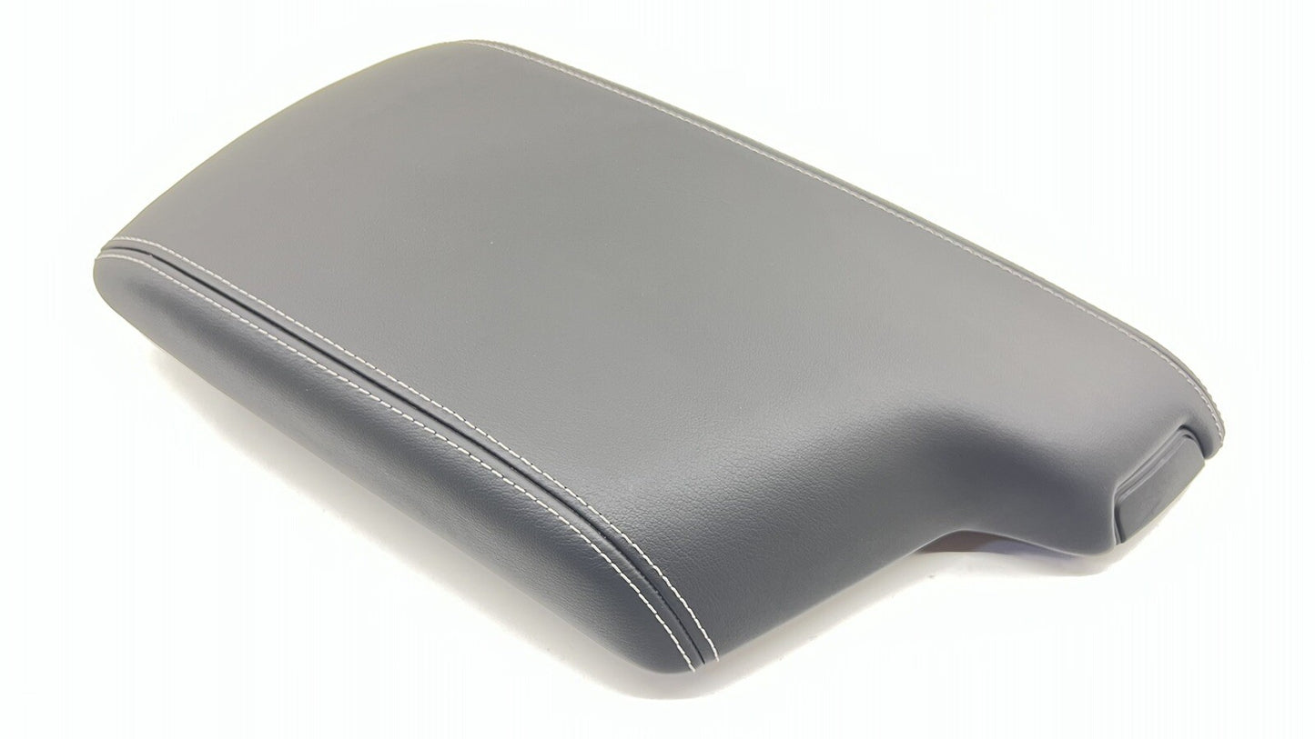 22-24 CADILLAC CT4 V BLACKWING CENTER CONSOLE ARMREST ARM REST BLACK LEATHER OEM