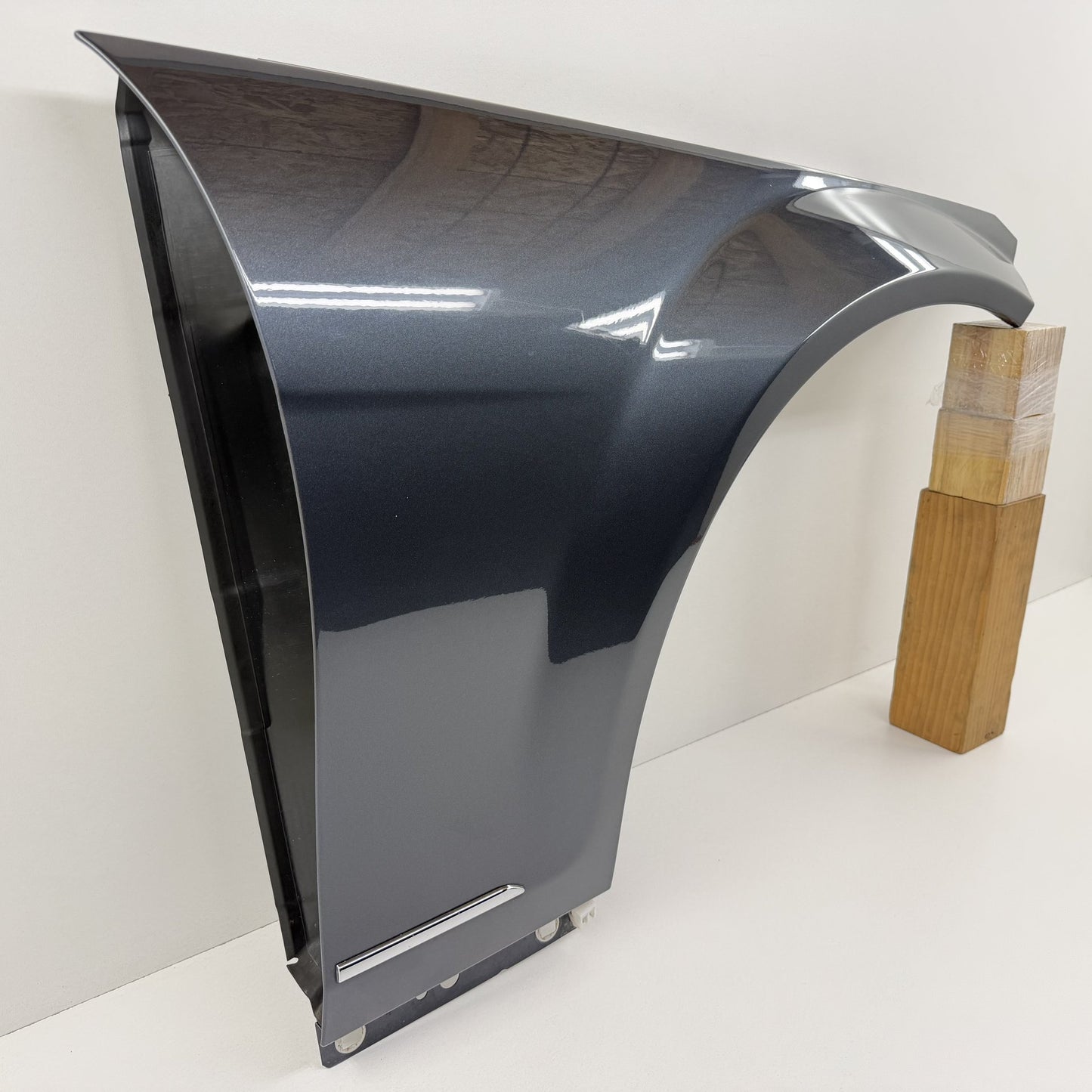 2008-2014 Mercedes-Benz C250 C300 C350 W204 Right Front Fender Panel OEM