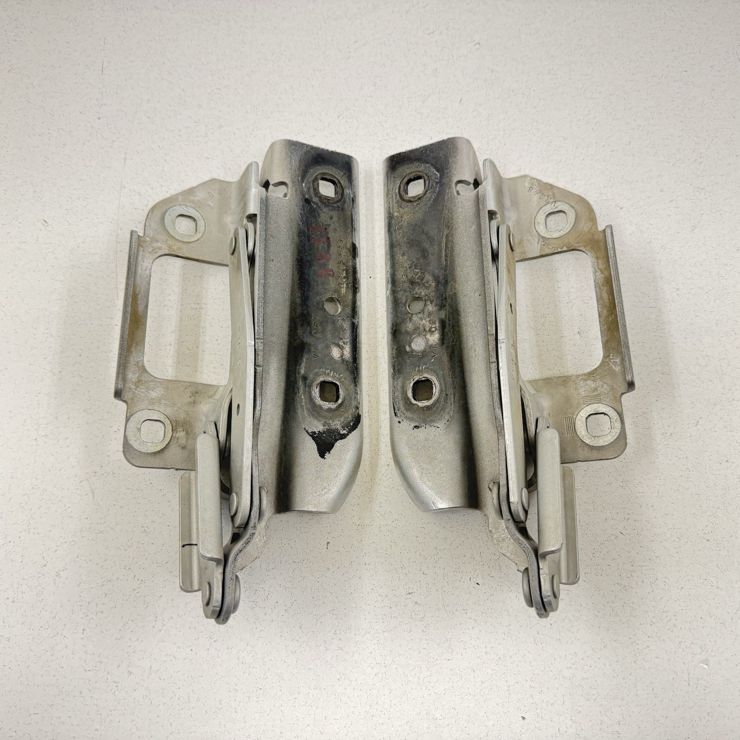 10-15 Chevy Camaro Front Hood Hinge Pair Left & Right OEM